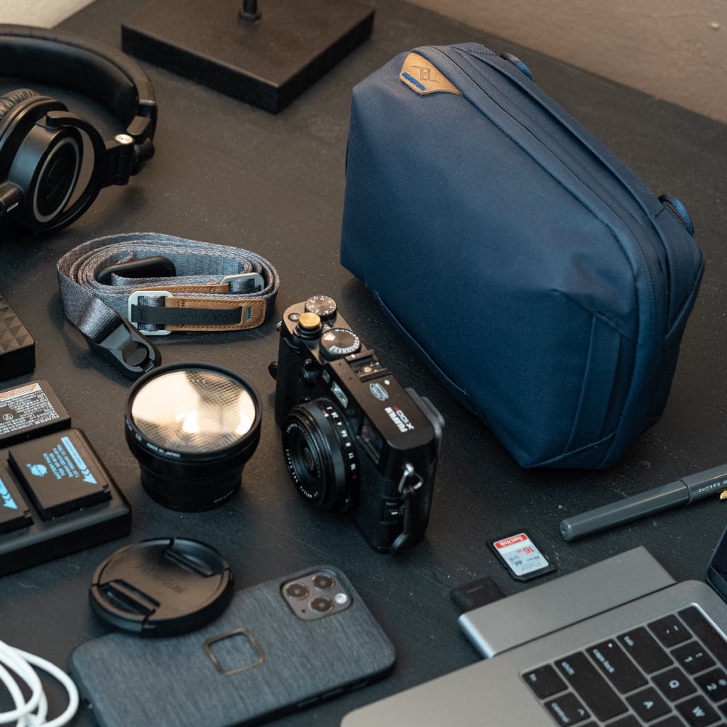 Peak Design Tech Pouch 2L Midnight 01