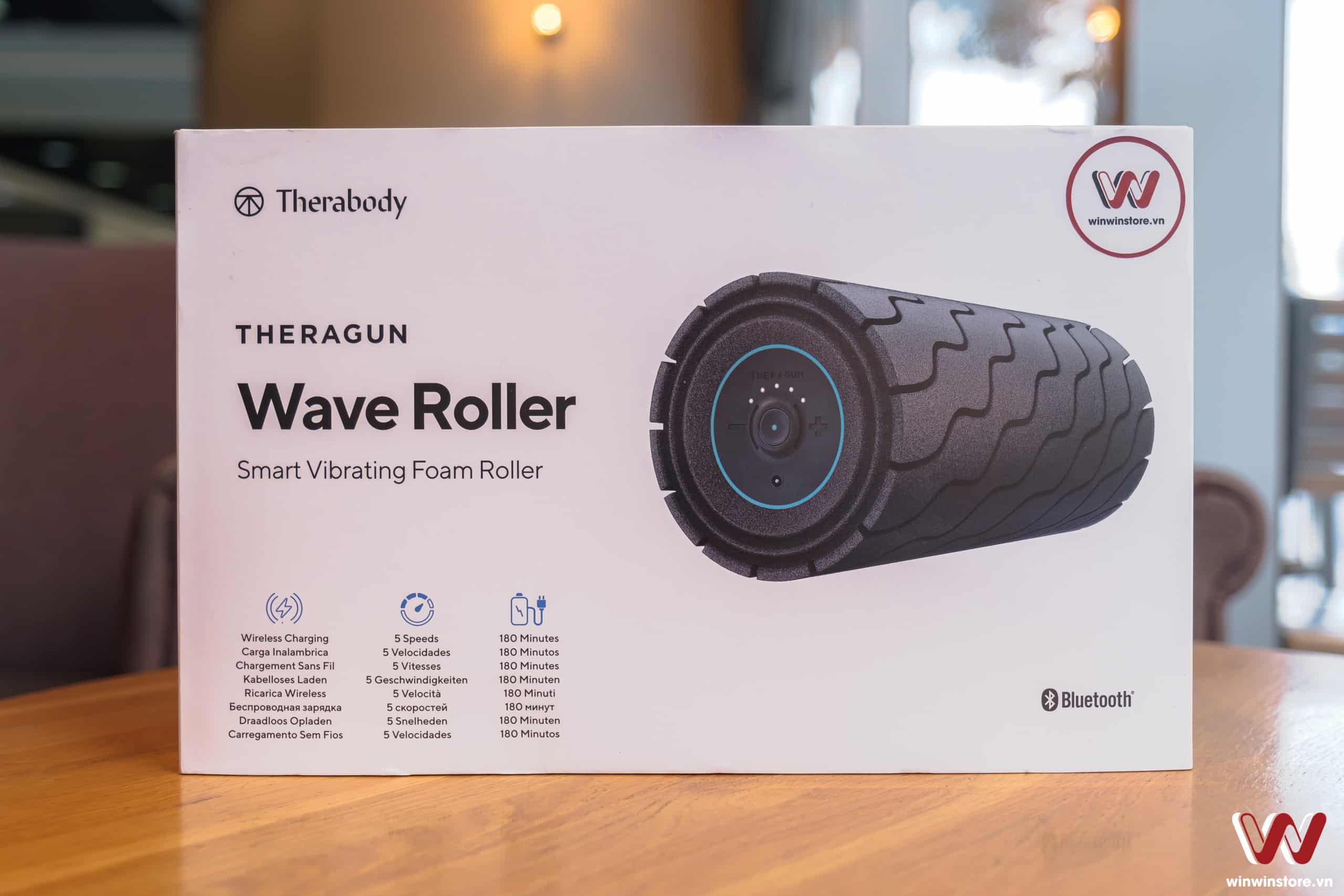 Trên tay máy massage Theragun Wave Roller: Thư giãn cơ, massage tại nhà sau mỗi buổi tập dễ hơn bao giờ hết