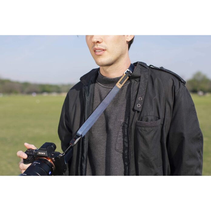 Dây đeo máy ảnh Peak Design Leash (Midnight Blue)
