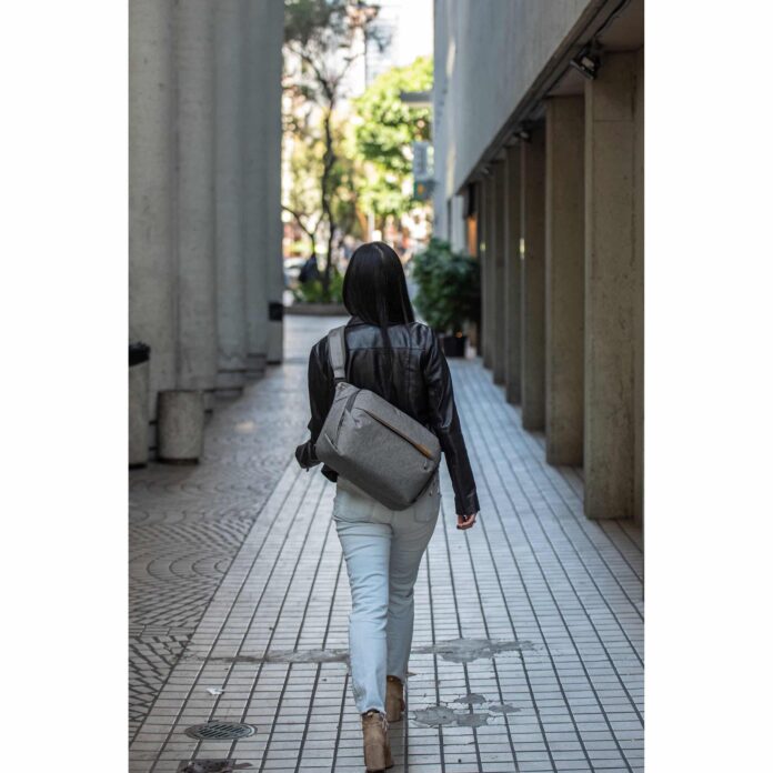 Túi Peak Design Everyday Sling 10L v2 (Ash)