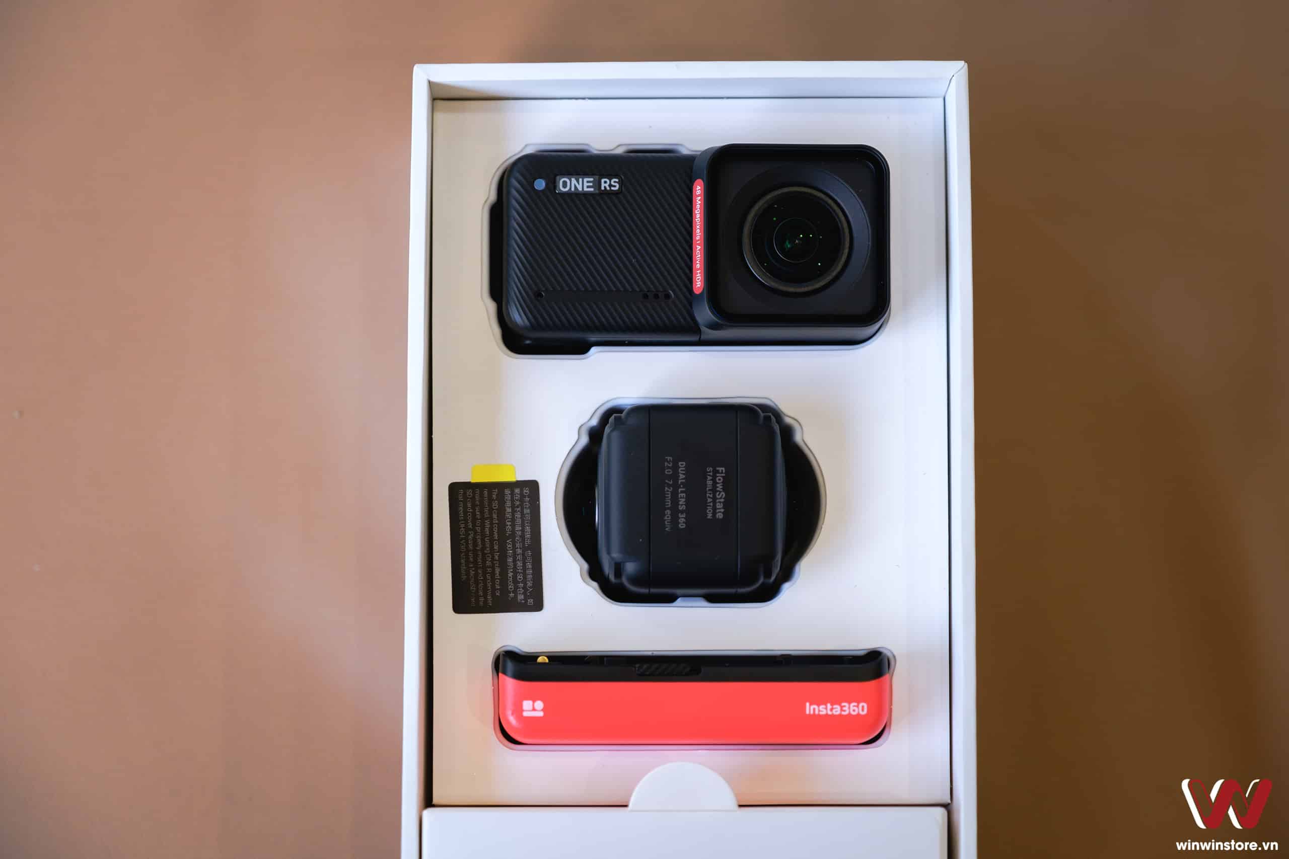 Insta360 ONE RS winwinstore 0831