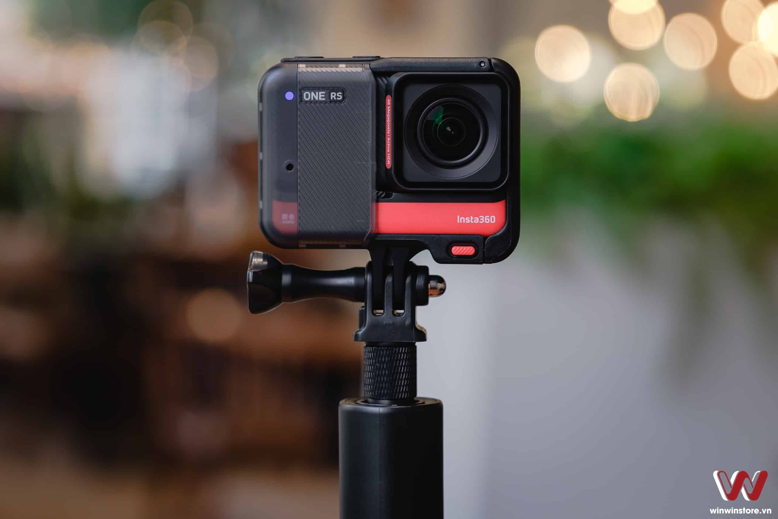 Mở hộp và trên tay camera hành trình Insta360 ONE RS: Tiện lợi và thật thú vị, chuyển đổi module độc đáo