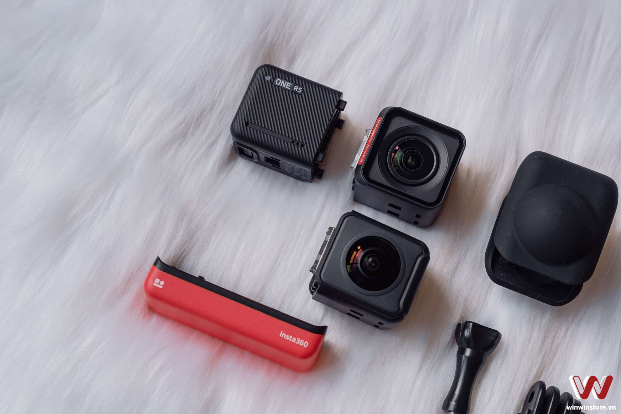 Insta360 ONE RS winwinstore 0941