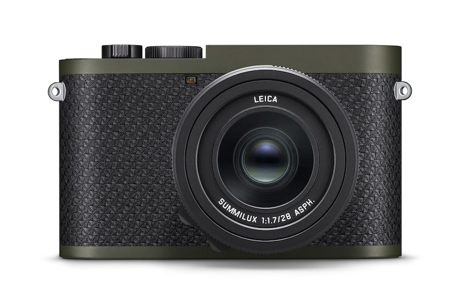 Leica ra mắt máy ảnh Q2 Monochrom Reporter Edition được bọc lớp Kevlar chống đạn