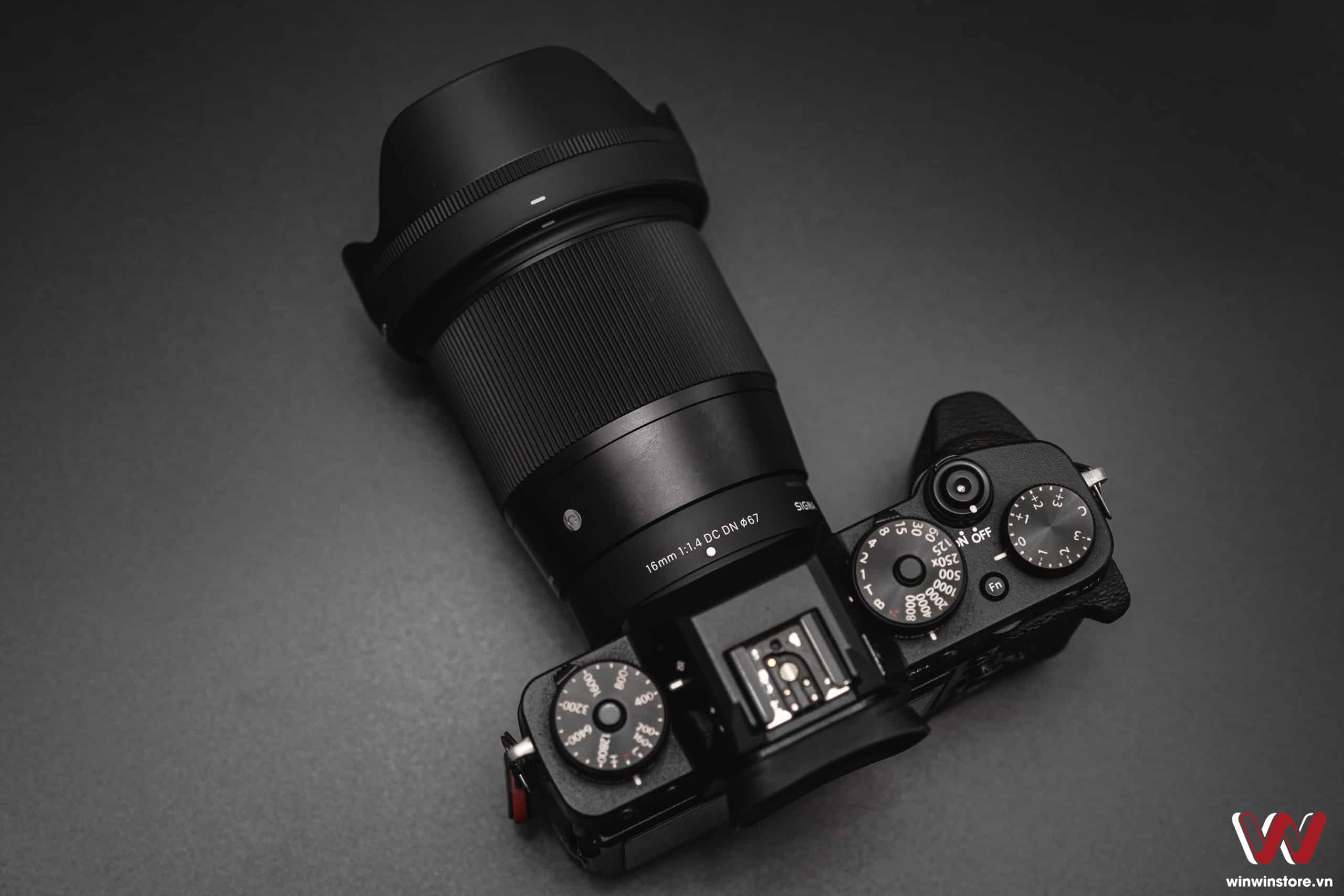 Trên tay ống kính Sigma 16mm F1.4 DC DN Contemporary cho Fujifilm X: Hoàn thiện tốt, quang học tốt, nhiều thứ hứa hẹn trong tương lai