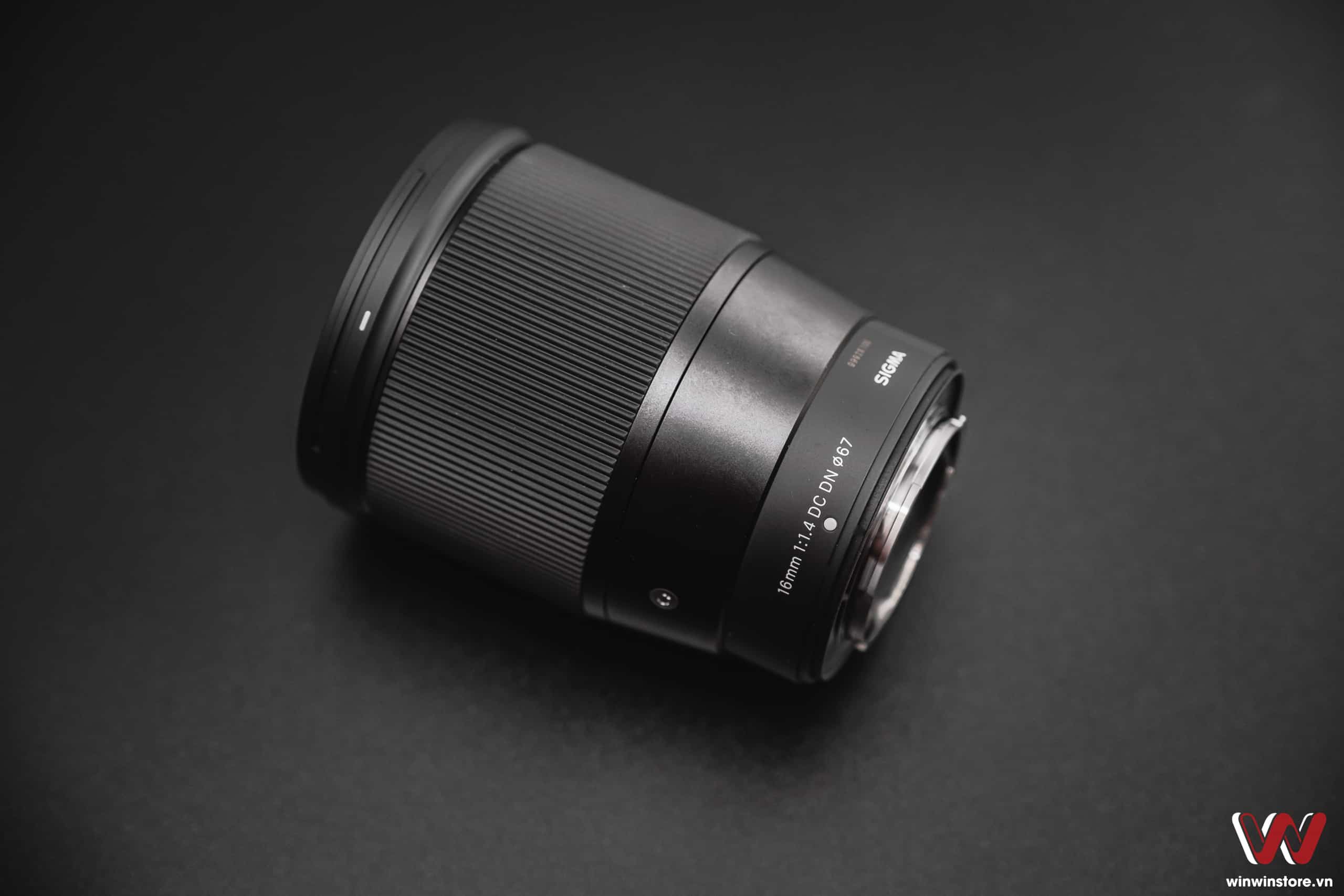 Trên tay ống kính Sigma 16mm F1.4 DC DN Contemporary cho Fujifilm X: Hoàn thiện tốt, quang học tốt, nhiều thứ hứa hẹn trong tương lai