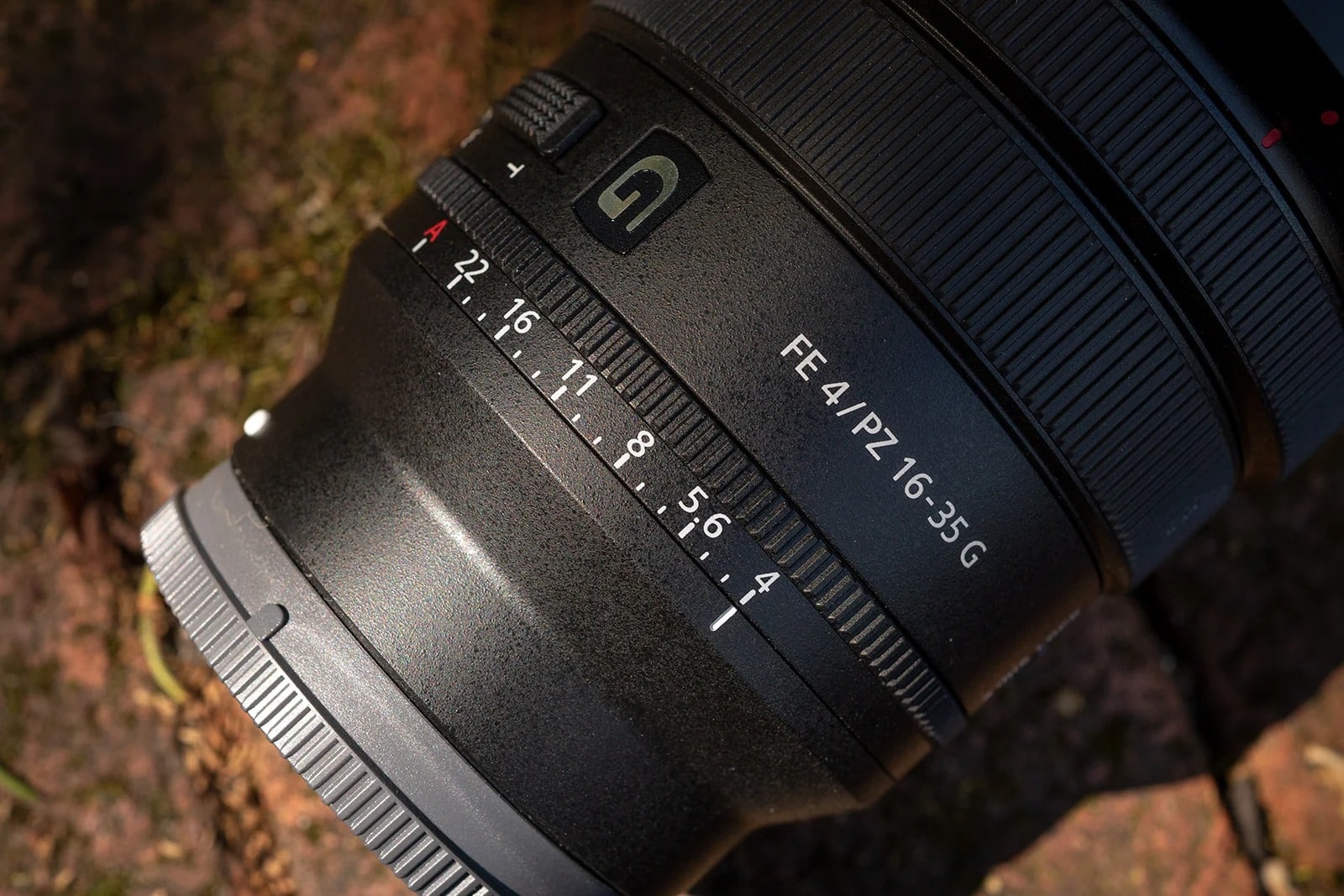 Ống kính Sony FE PZ 16-35mm F4 G