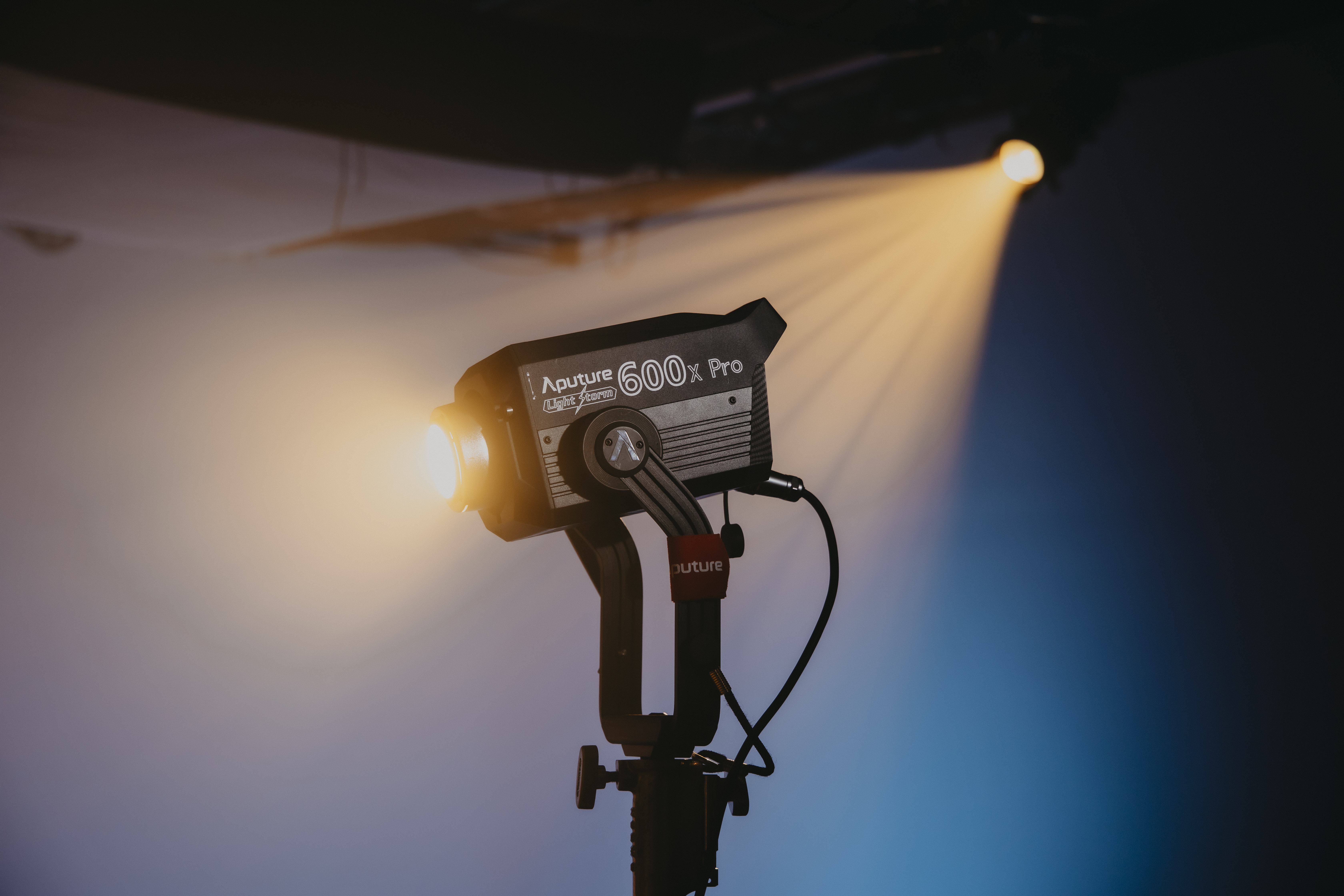 Aputure LS 600x Pro 03