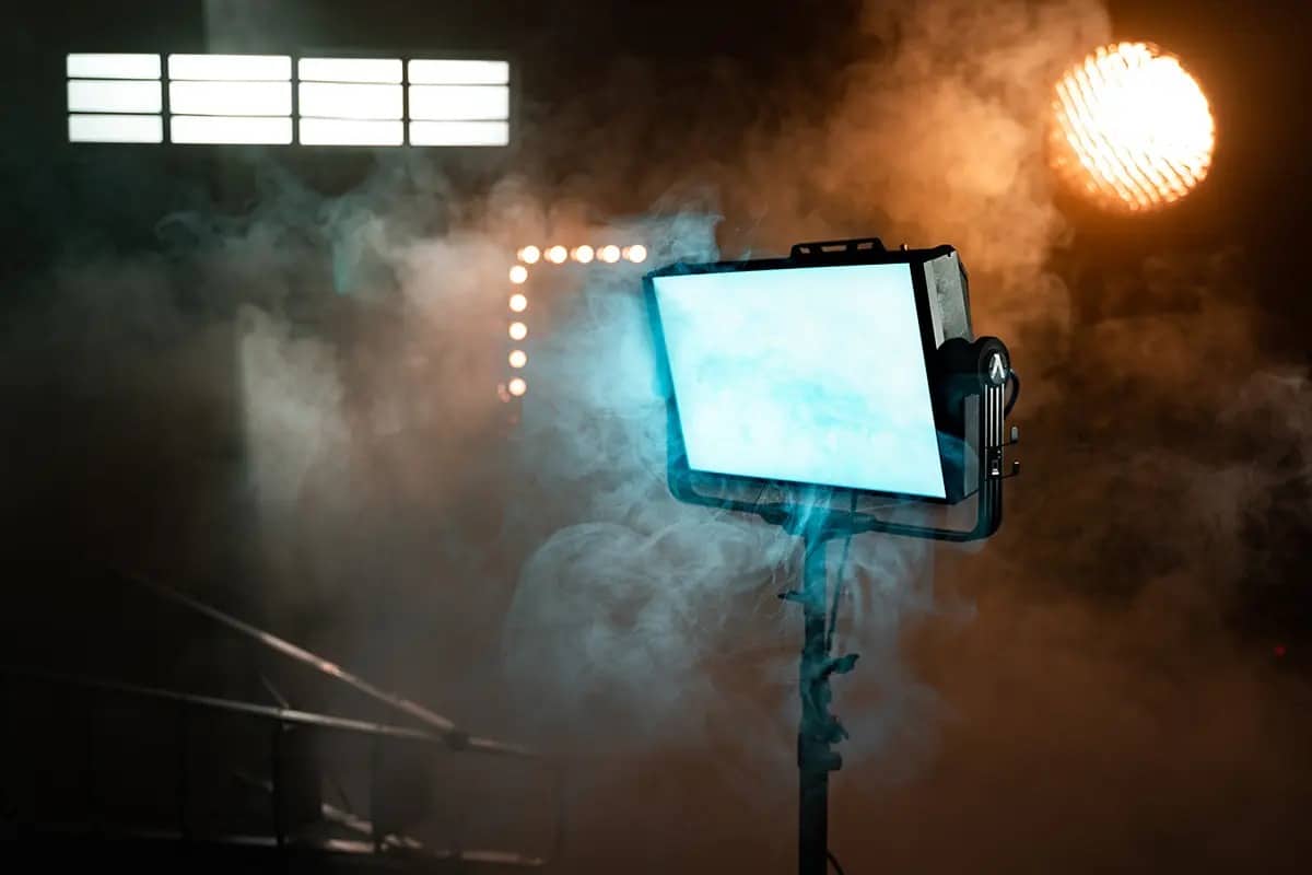 Aputure Nova P300c RGBWW LED Panel 03