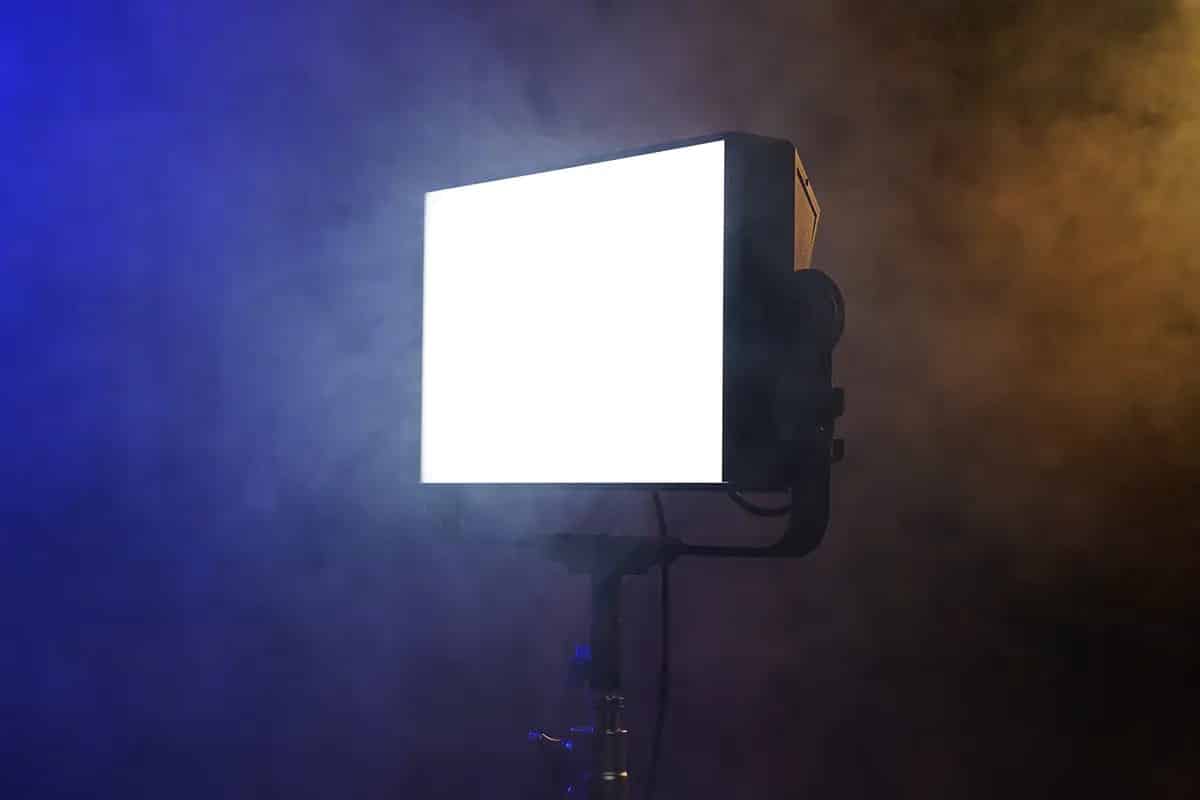 Aputure Nova P300c RGBWW LED Panel 04