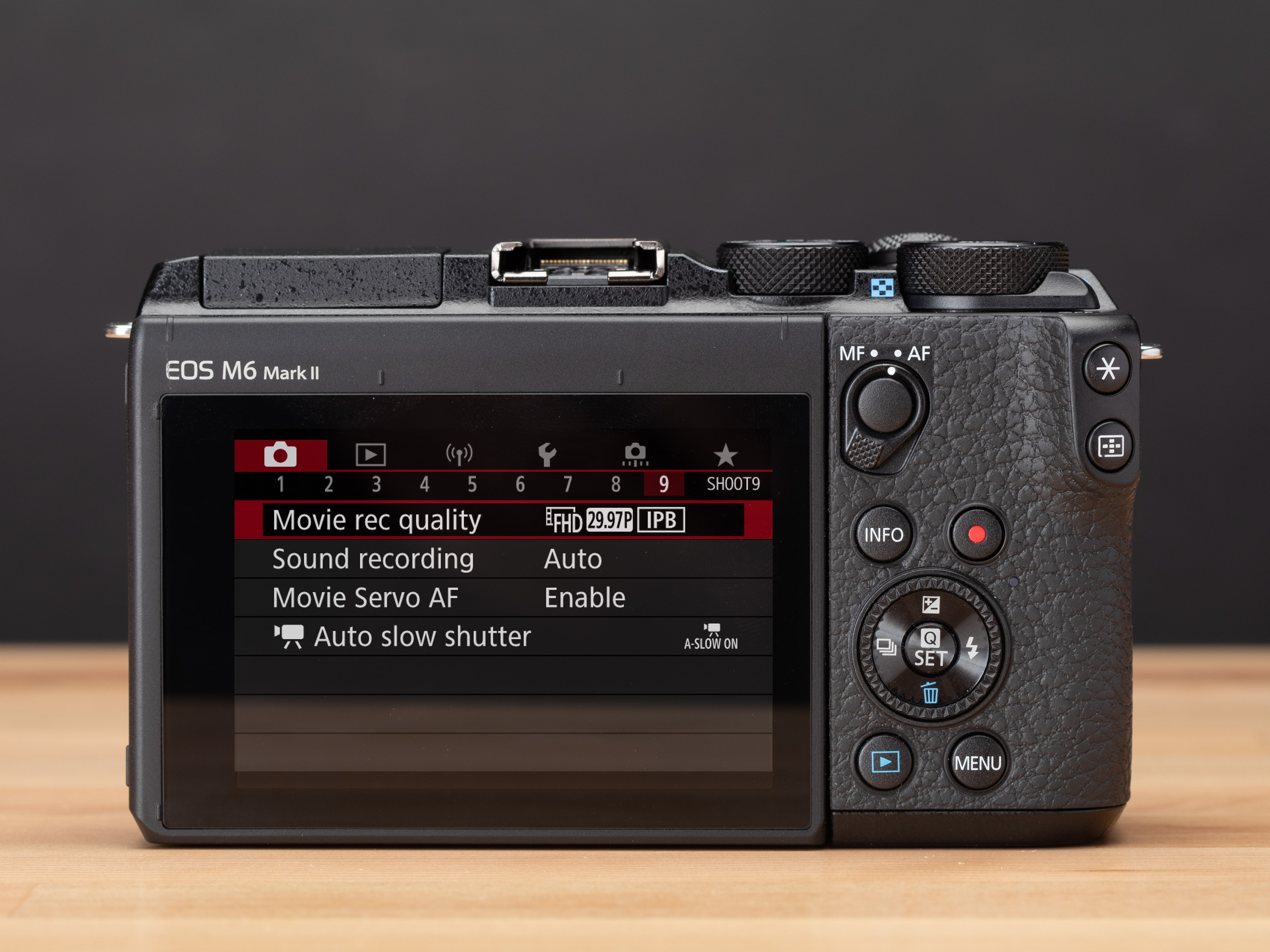 Canon EOS M6 Mark II 02