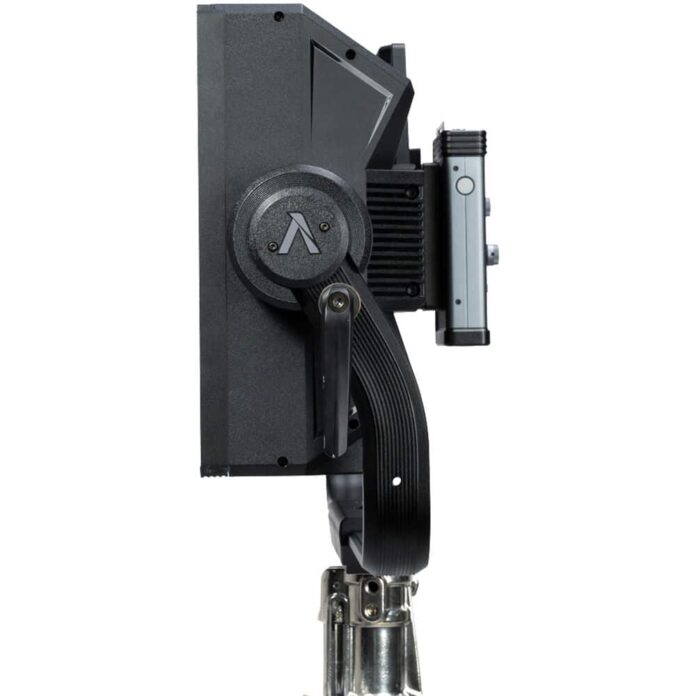 Đèn Aputure Nova P600c RGBWW LED Panel với Hard-Shell Case Kit