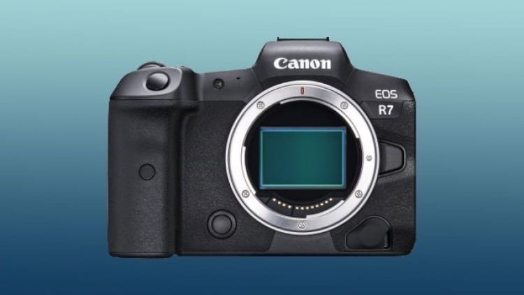 Canon Eos r7