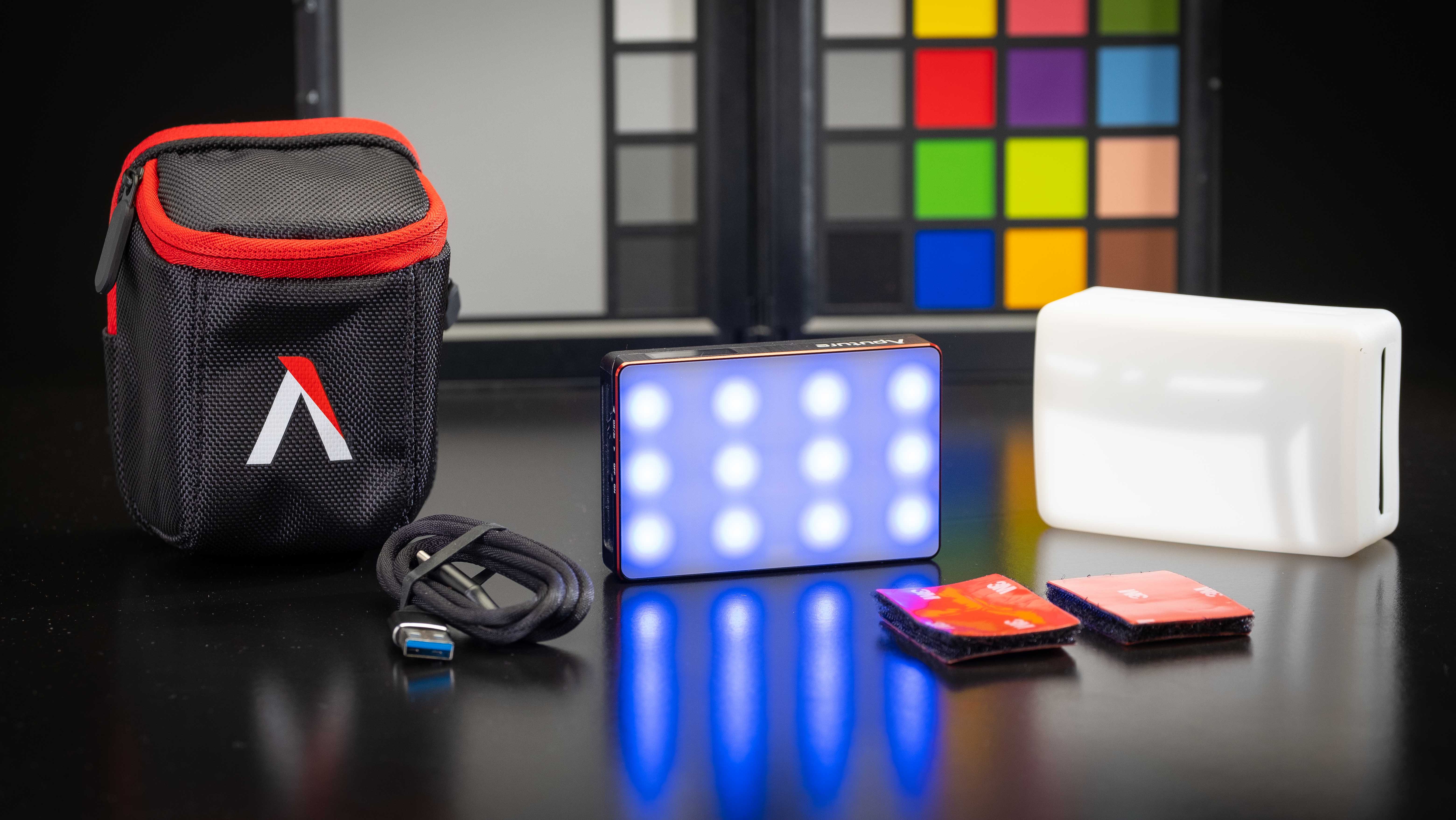 Aputure MC RGBWW Mini 6