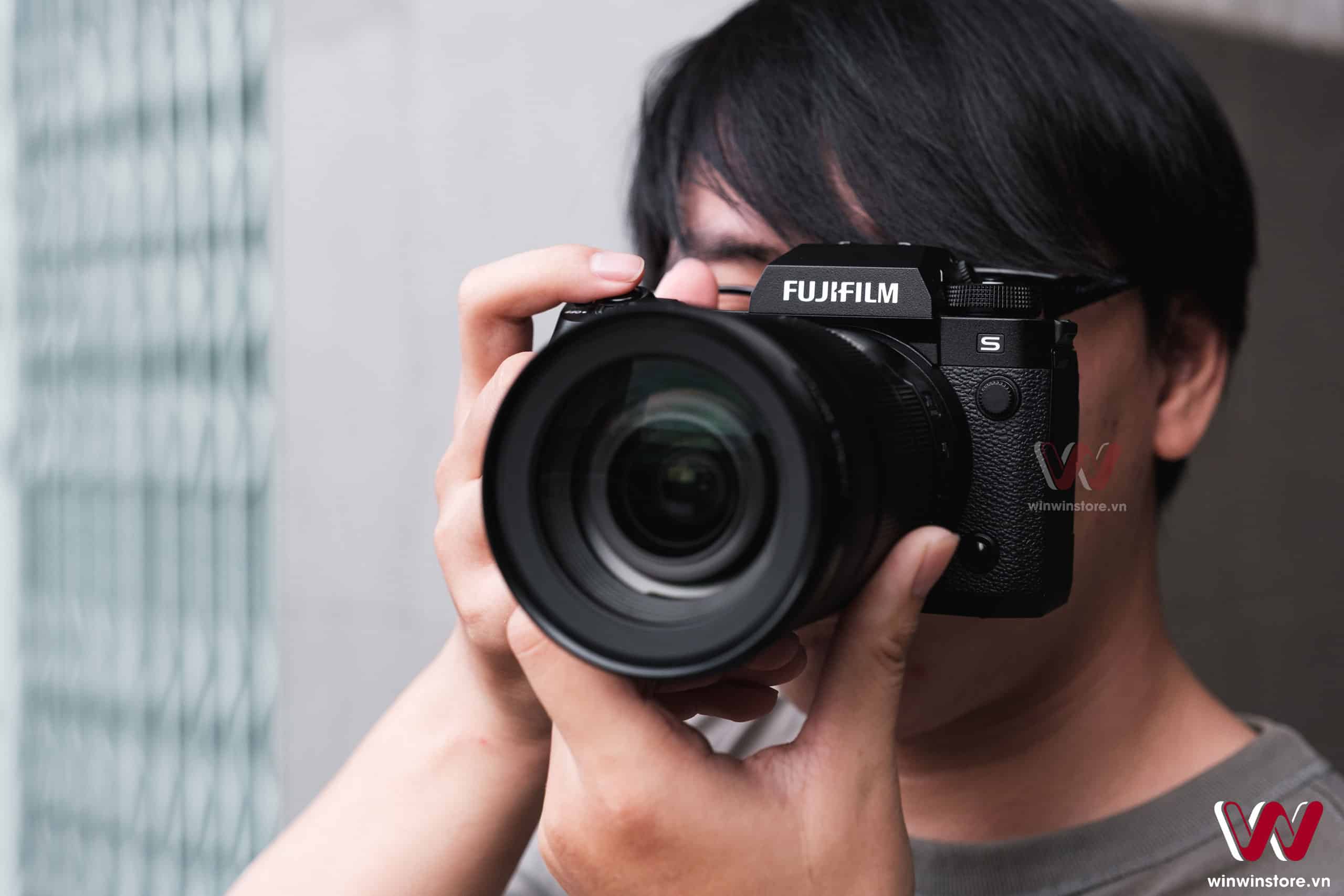 Trên tay Fujifilm X-H2s tại Việt Nam, giá bán 62.990.000đ