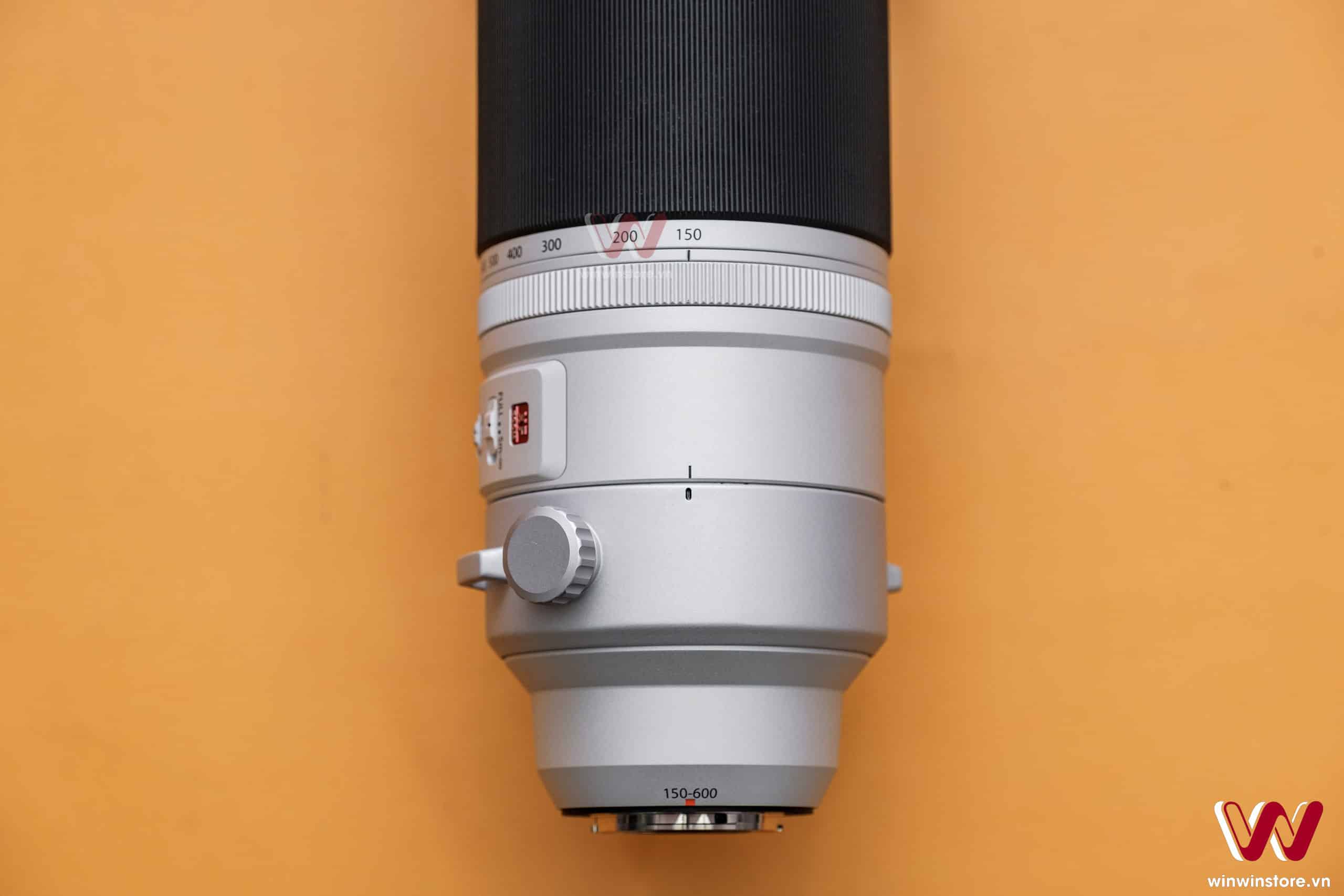 Trên tay ống kính Fujifilm XF 150-600mm F5.6-8 R LM OIS WR, ống kính siêu tele mới với kích thước và trọng lượng gọn nhẹ