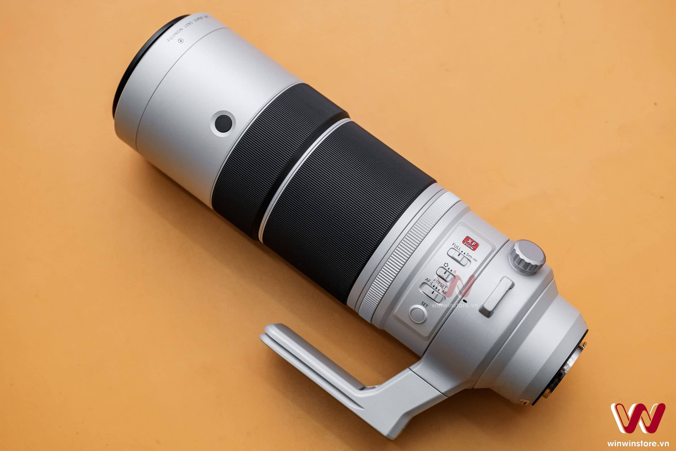 Trên tay ống kính Fujifilm XF 150-600mm F5.6-8 R LM OIS WR, ống kính siêu tele mới với kích thước và trọng lượng gọn nhẹ