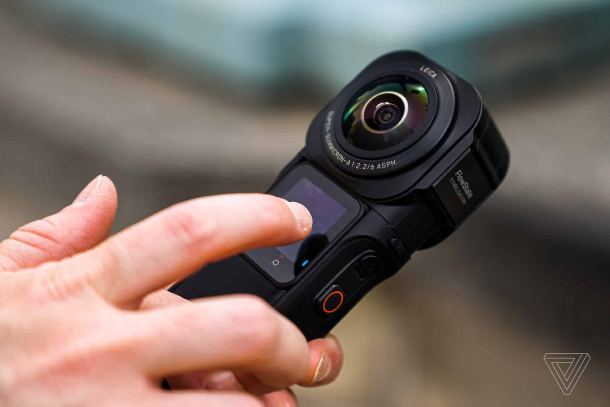 Trên tay Insta360 One RS 1-inch 360 Edition là camera 360 độ tốt nhất hiện tại