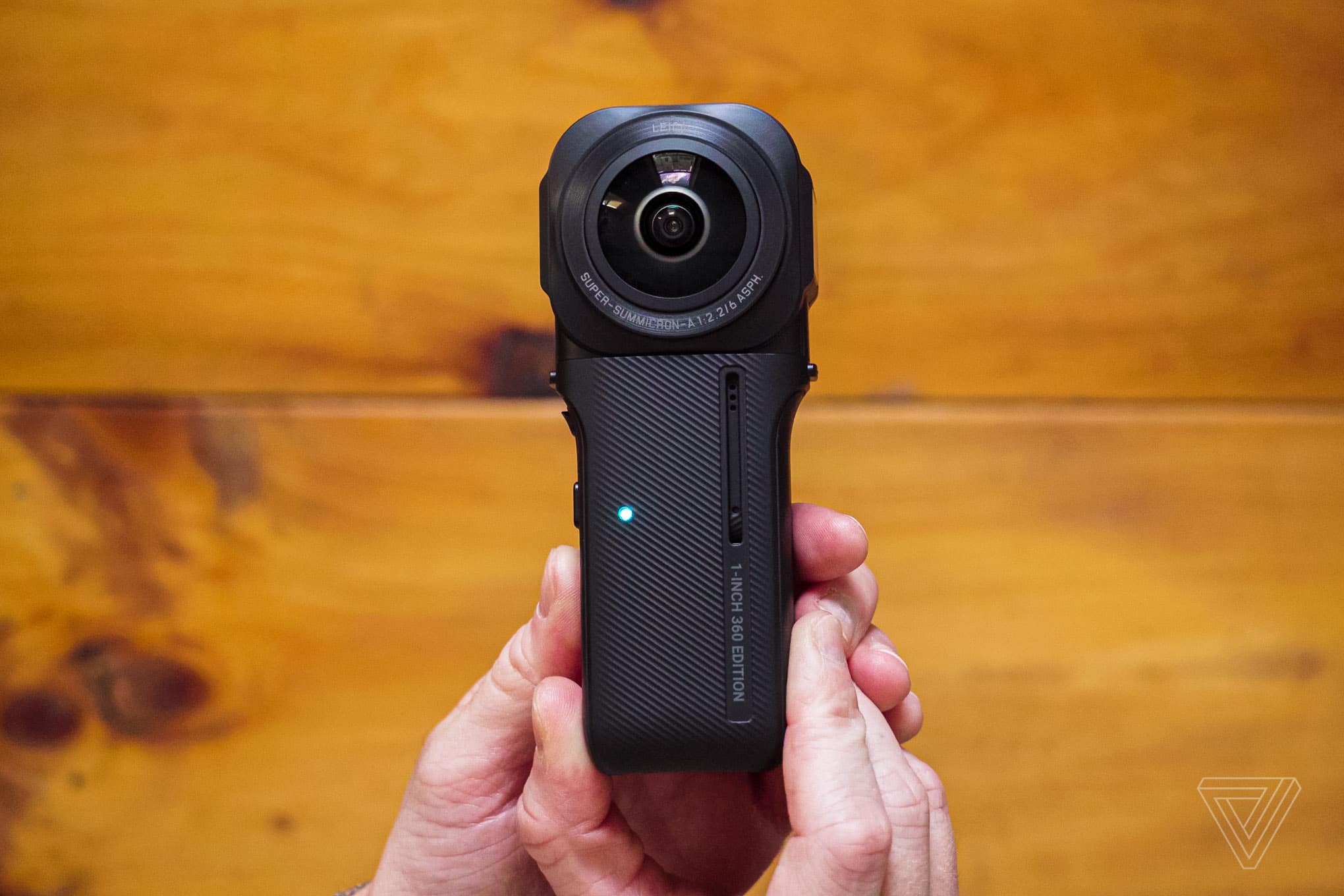 Trên tay Insta360 One RS 1-inch 360 Edition là camera 360 độ tốt nhất hiện tại