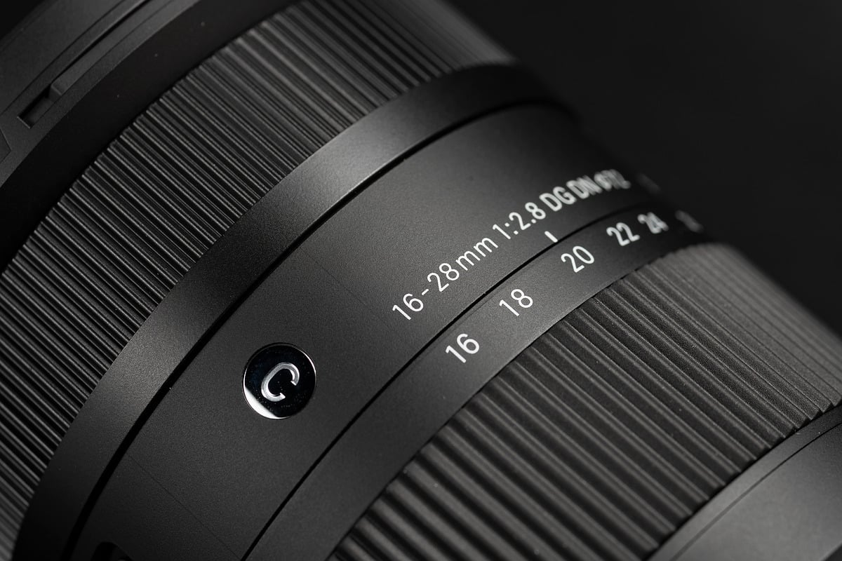 Sigma 16 28mm F2.8 DG DN 08