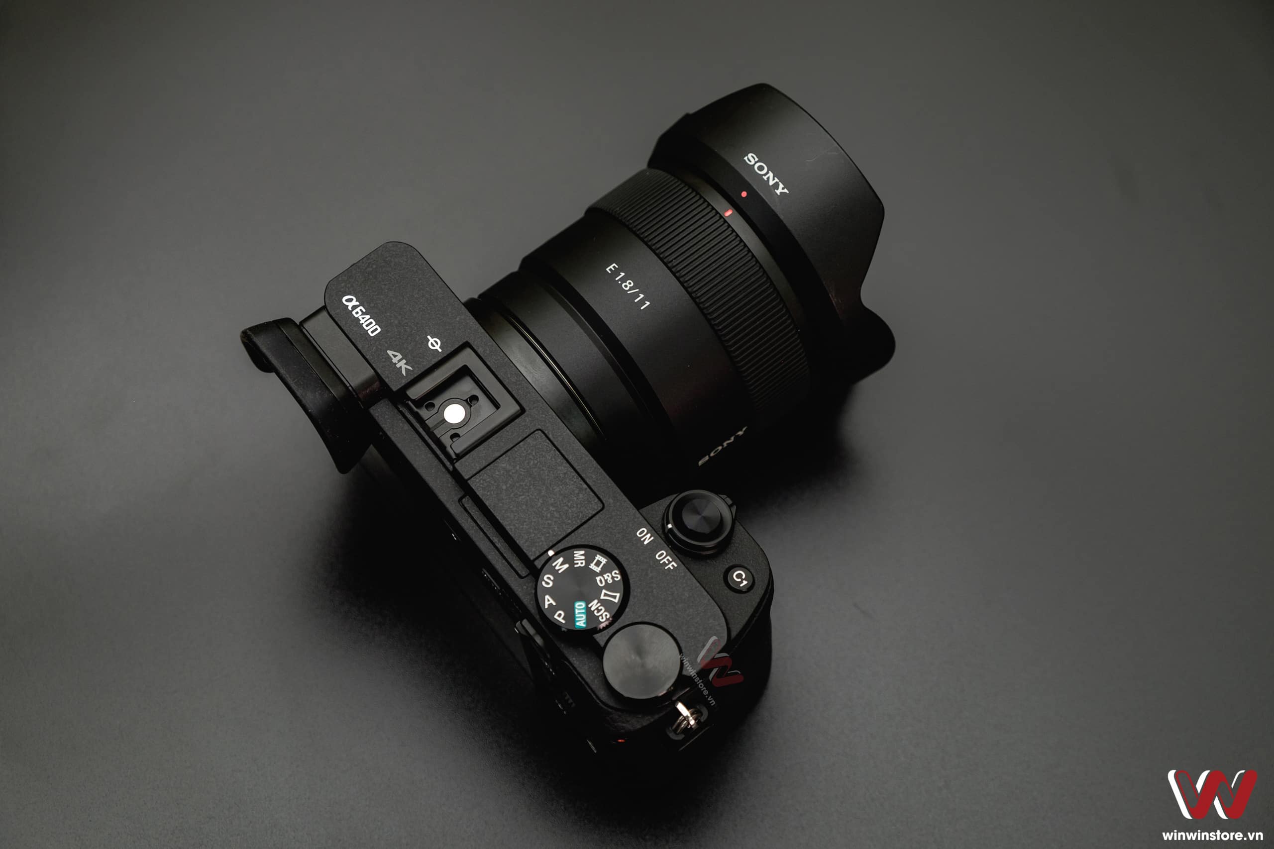 Sony E 11mm F1.8 4