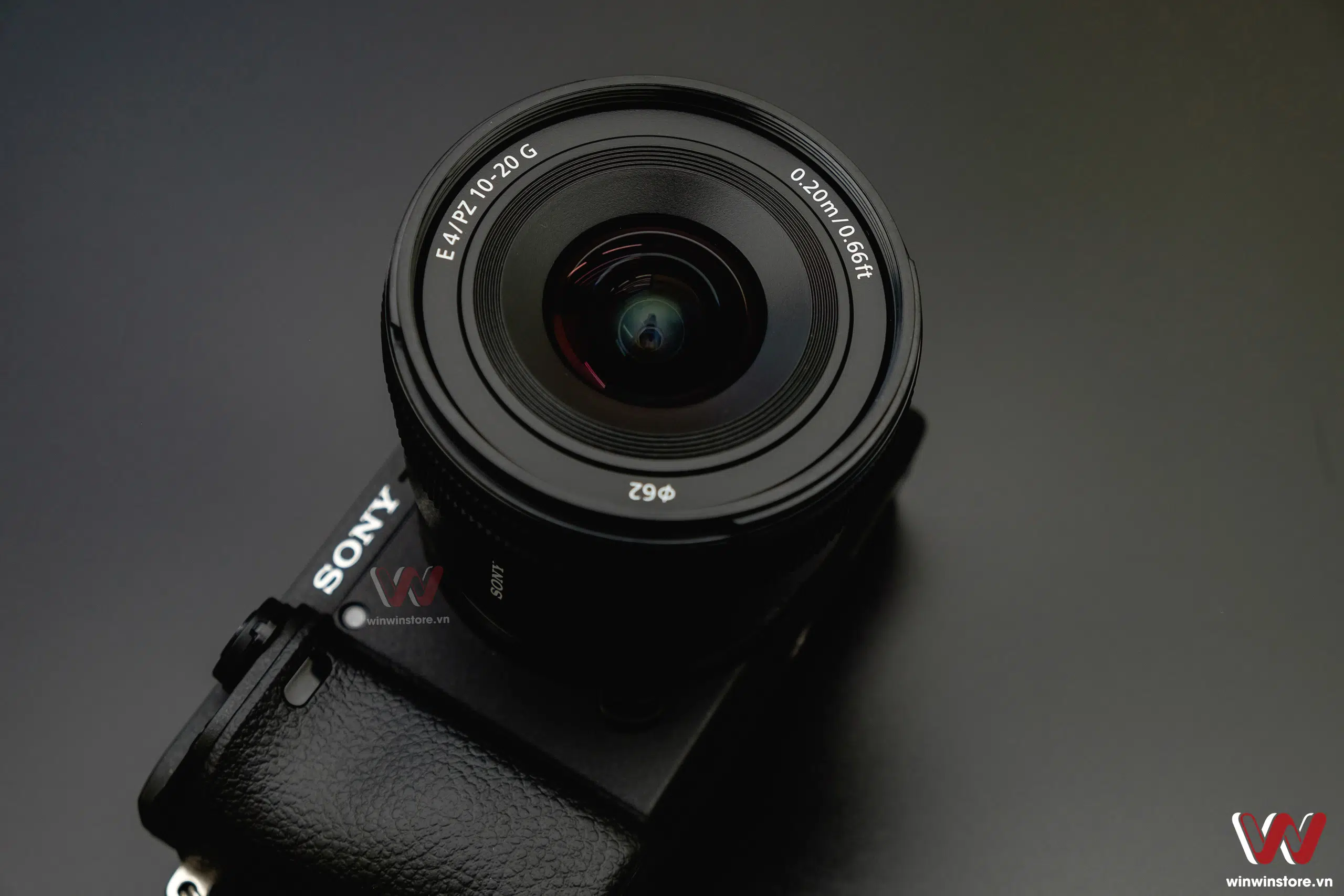 Ống kính Sony E PZ 10-20mm F4 G