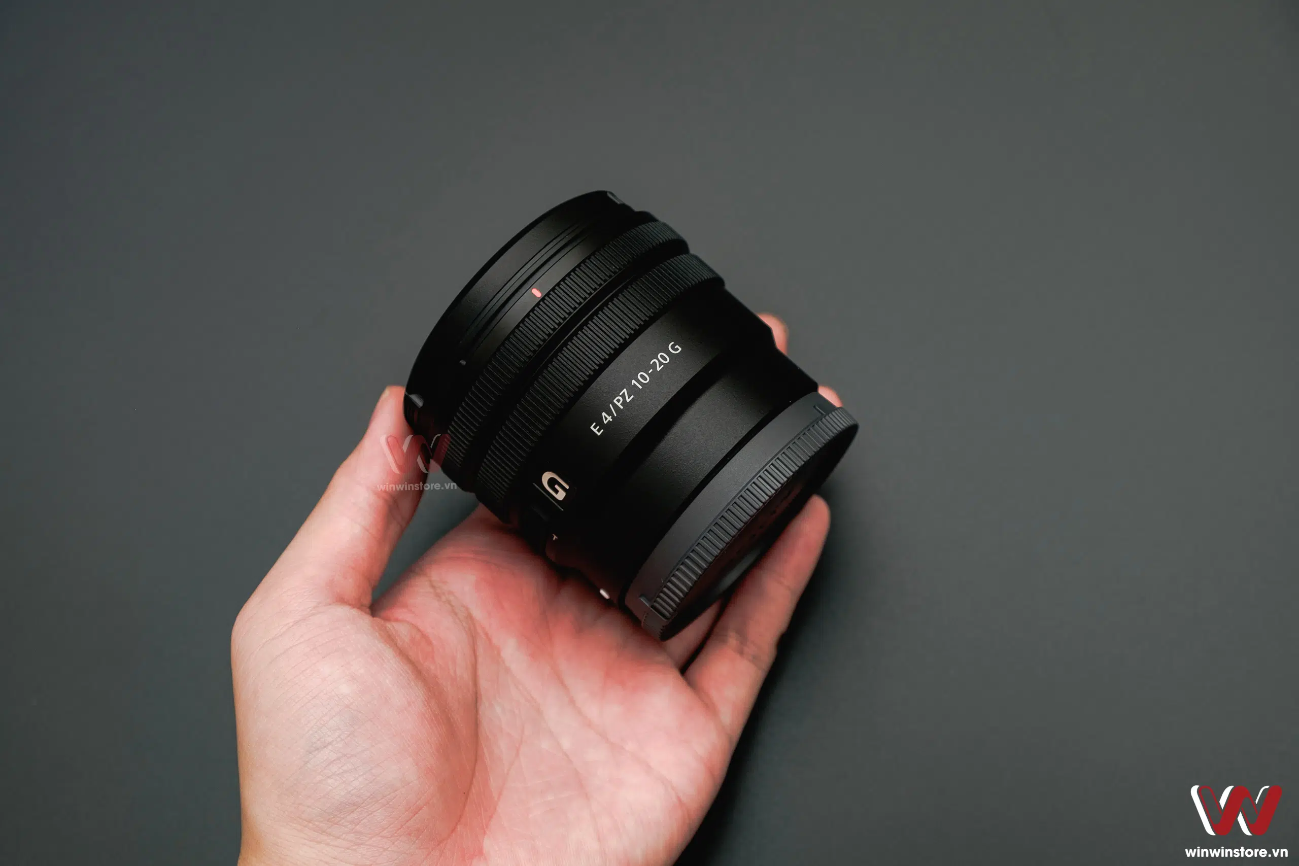 Ống kính Sony E PZ 10-20mm F4 G