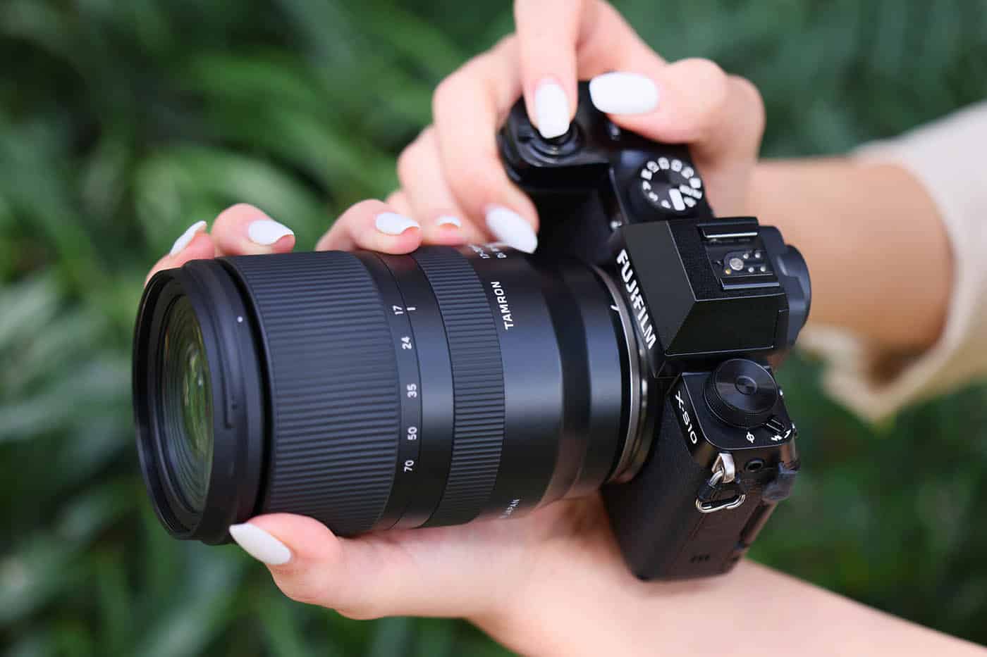 Ống kính Tamron 17-70mm F2.8 Di III-A VC RXD cho Fujifilm X