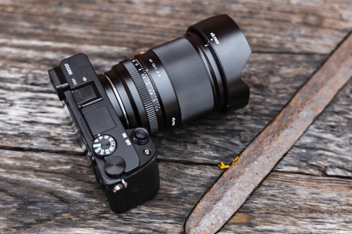 Viltrox gây quỹ ống kính 13mm F1.4 APS-C cho Nikon Z và Sony E