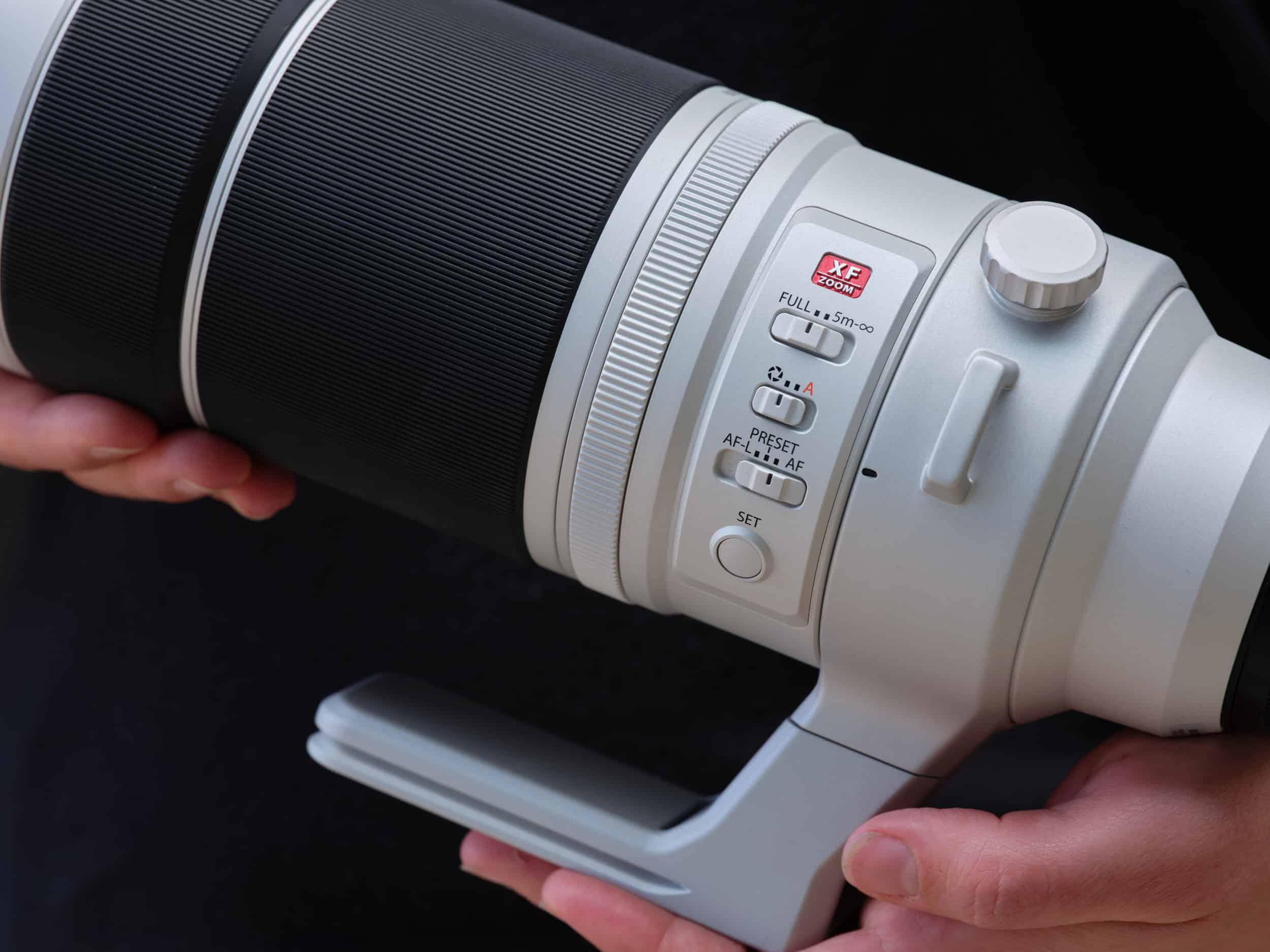 Ống kính Fujifilm XF 150-600mm F5.6-8 R LM OIS WR có giá bán chính thức 50.990.000đ