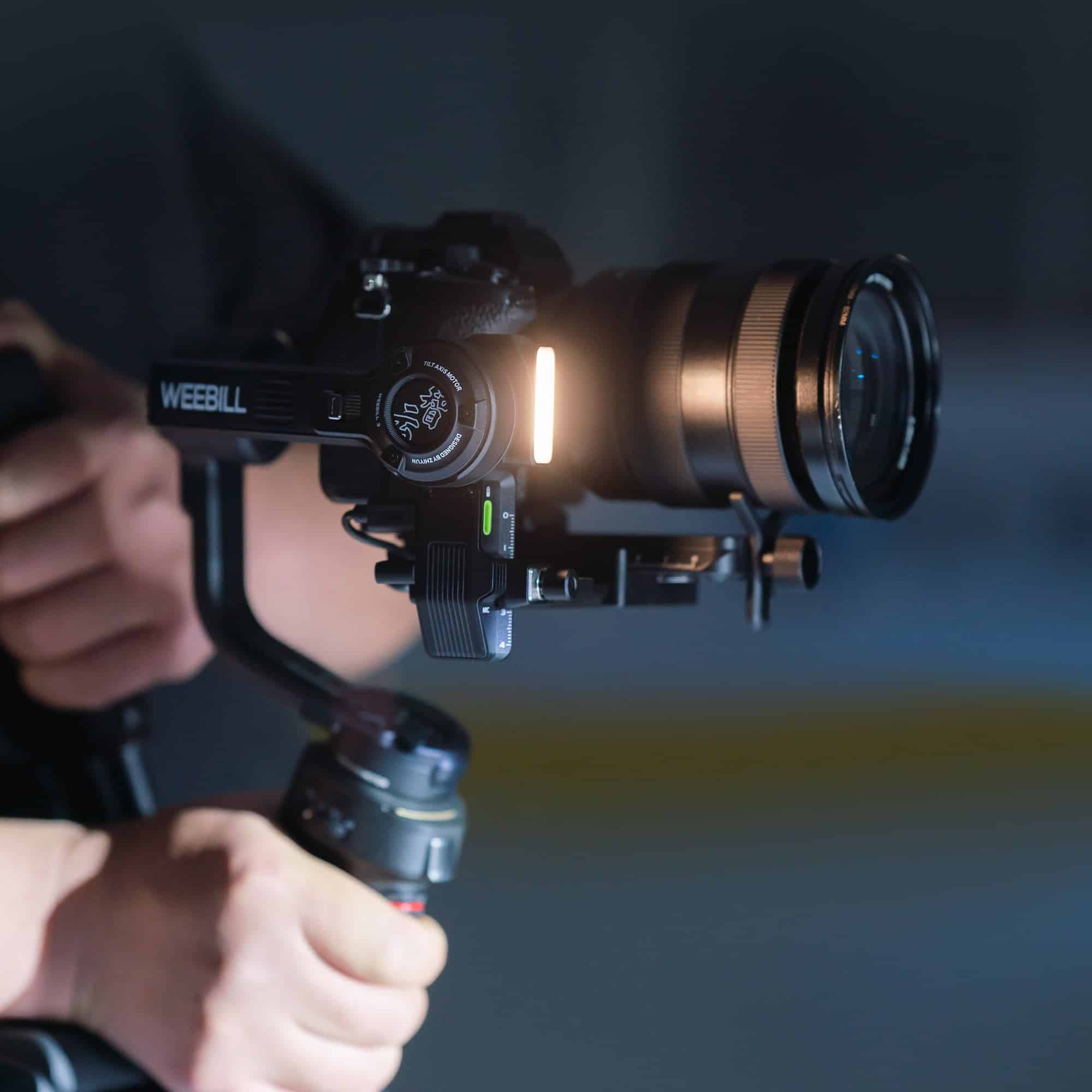 Zhiyun ra mắt gimbal máy ảnh Weebil 3 có tích hợp microphone và đèn LED siêu sáng
