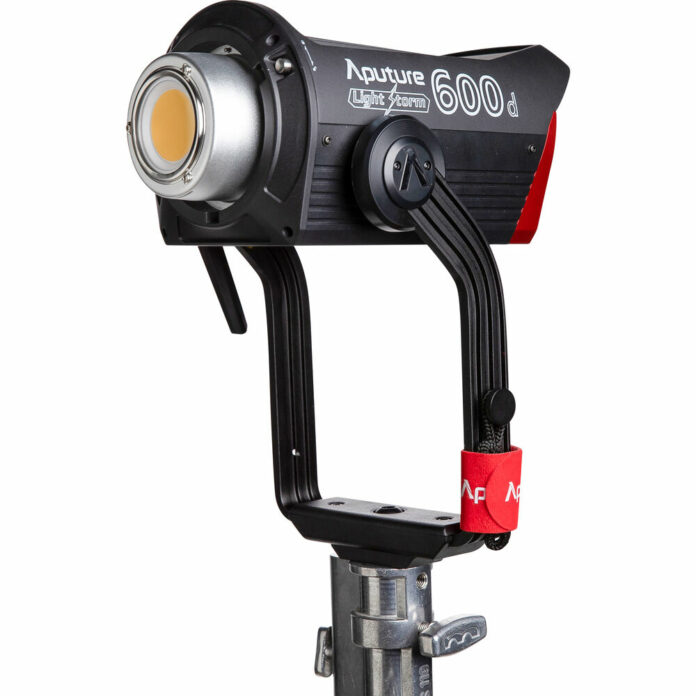 Đèn Aputure LS 600d Daylight (V-mount)
