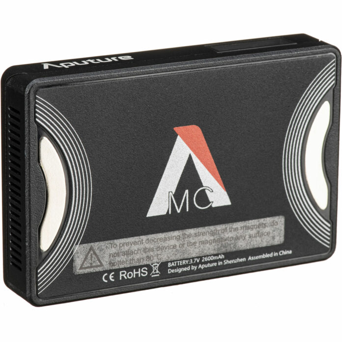 Đèn LED Aputure MC RGBWW Mini (4-Light Kit) kèm hộp sạc không dây