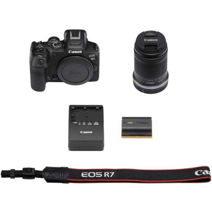 Máy ảnh Canon EOS R7 với ống kính RF-S 18-150mm
