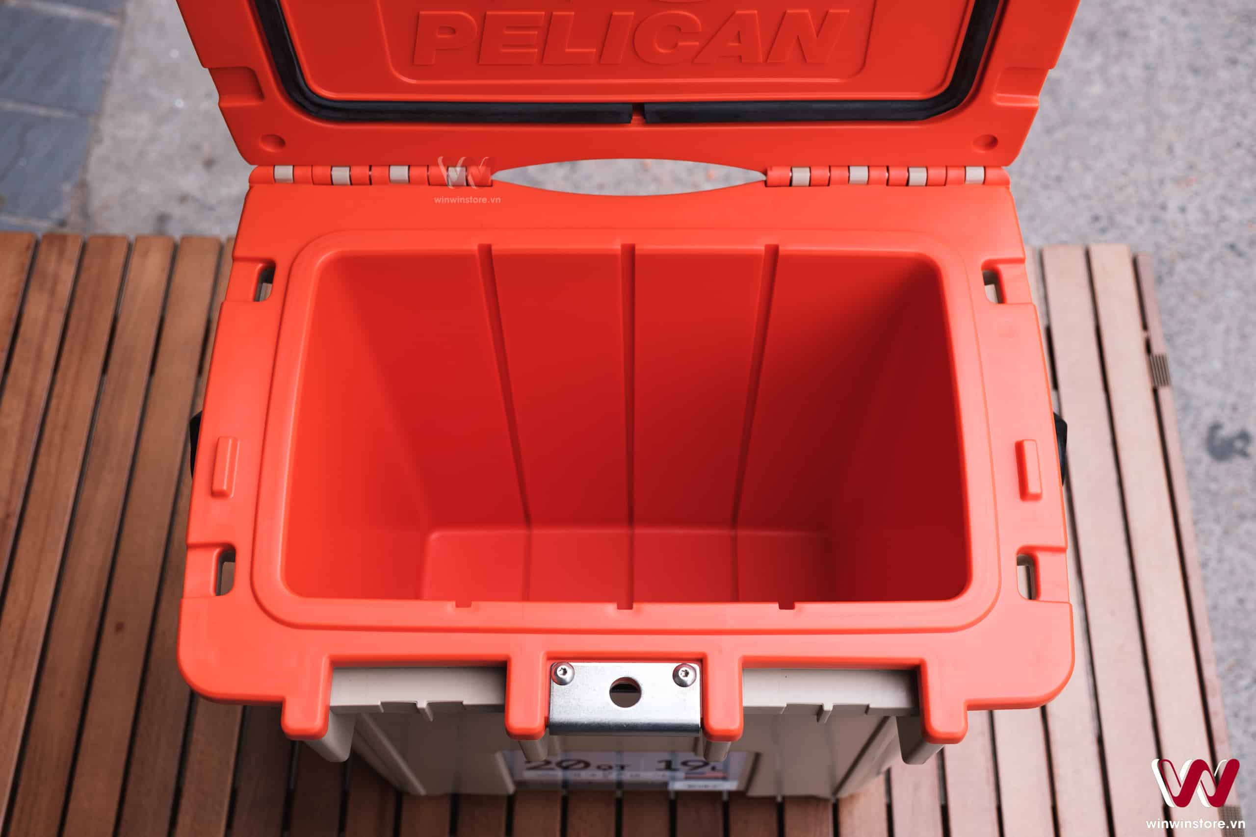 Trên tay thùng giữ nhiệt Pelican 20QT Elite: Chất lượng USA, hàng chuẩn xịn xò với hoàn thiện tốt