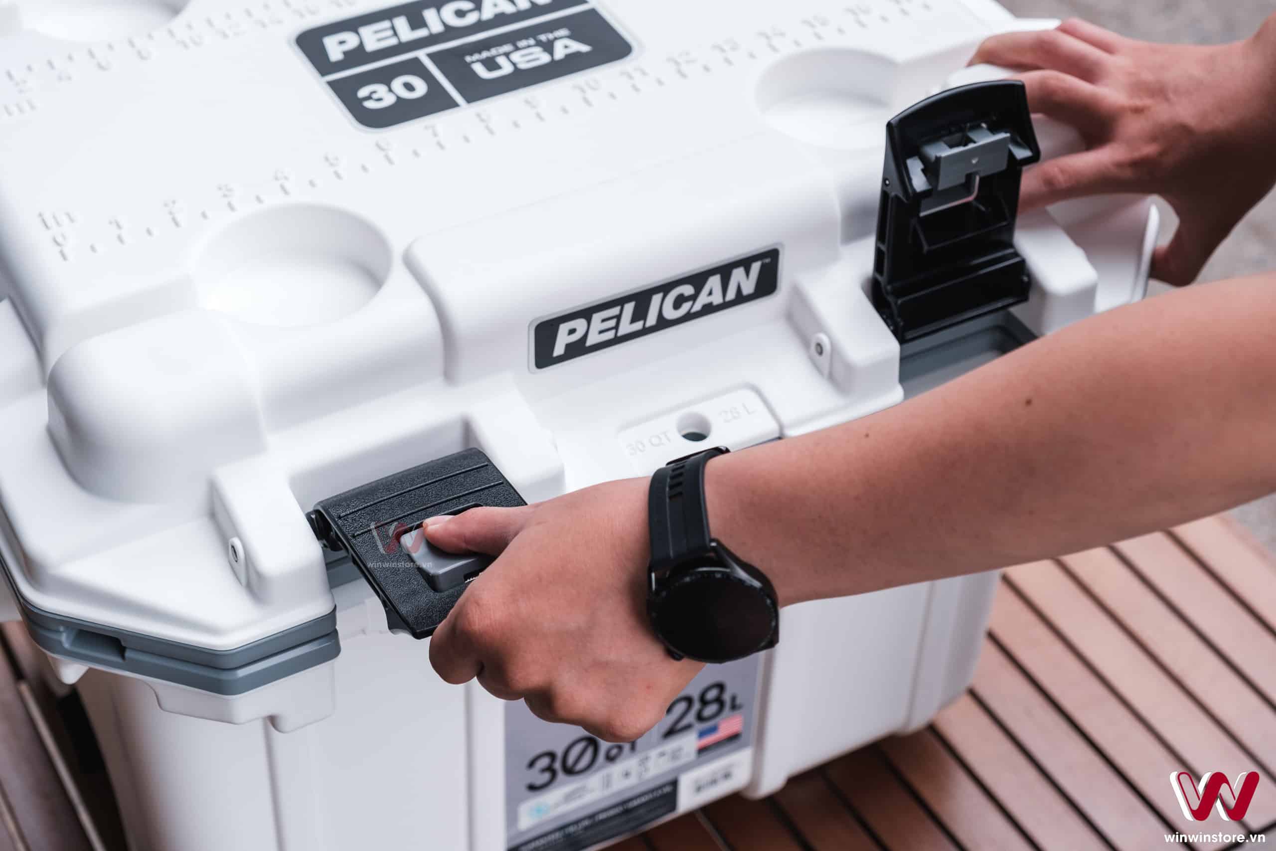 Trên tay thùng giữ nhiệt Pelican 30QT Elite - Kích thước lớn, chứa đựng khủng và giữ nhiệt siêu lâu