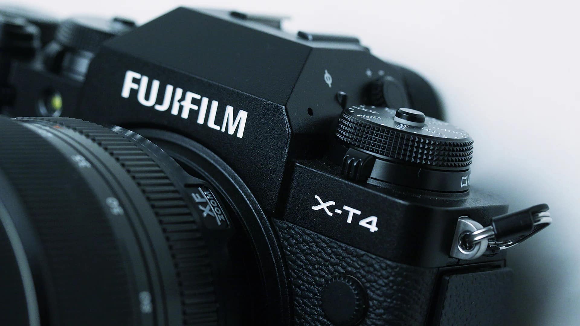 Nâng cấp siêu phẩm – Nâng tầm sáng tạo cùng X: Khuyến mãi loạt sản phẩm Fujifilm trong tháng 9 này