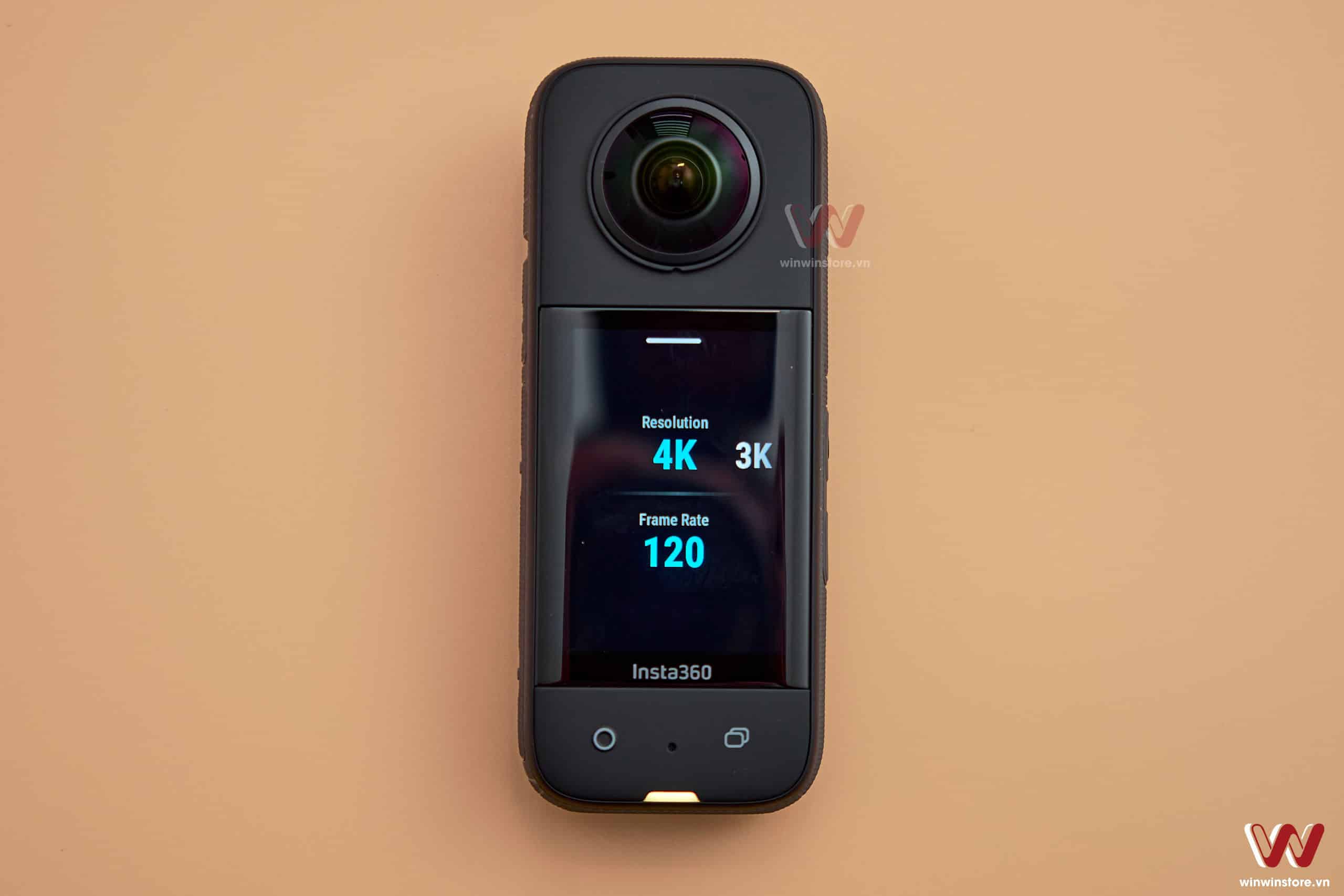 Mở hộp Insta360 X3 chính hãng tại Việt Nam, giá 11.550.000đ