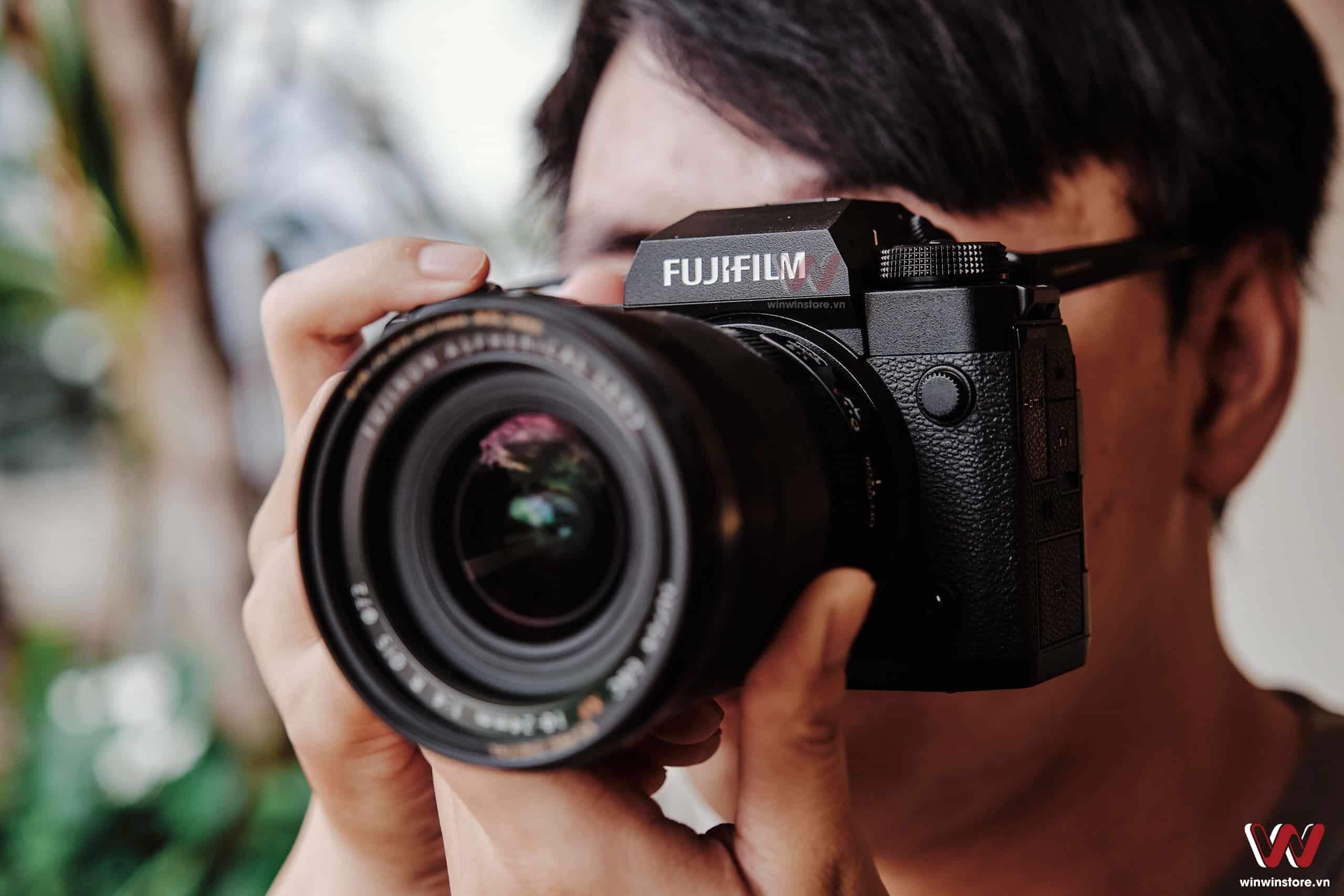 Khuyến mãi tháng 2 giảm giá loạt máy ảnh và ống kính Fujifilm tại WinWinStore