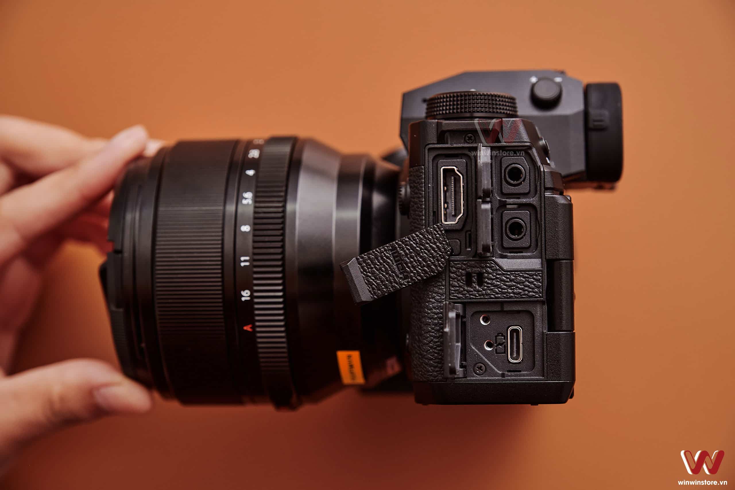 Trên tay máy ảnh Fujifilm X-H2: Đỉnh cao máy ảnh APS-C của năm