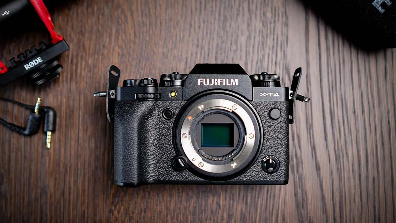 Khuyến mãi tháng 10 cùng Fujifilm, giảm giá máy ảnh Fujifilm X-T4 cùng ống kính hấp dẫn không thể bỏ lỡ