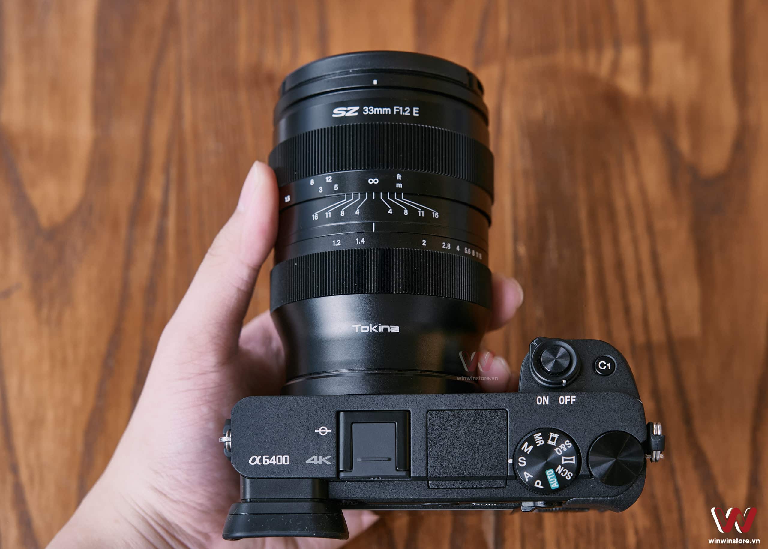 Trên tay Tokina SZ 33mm F1.2 cho Sony E: Hoàn thiện tốt, chất ảnh đẹp nhưng không thể kết nối tới máy ảnh