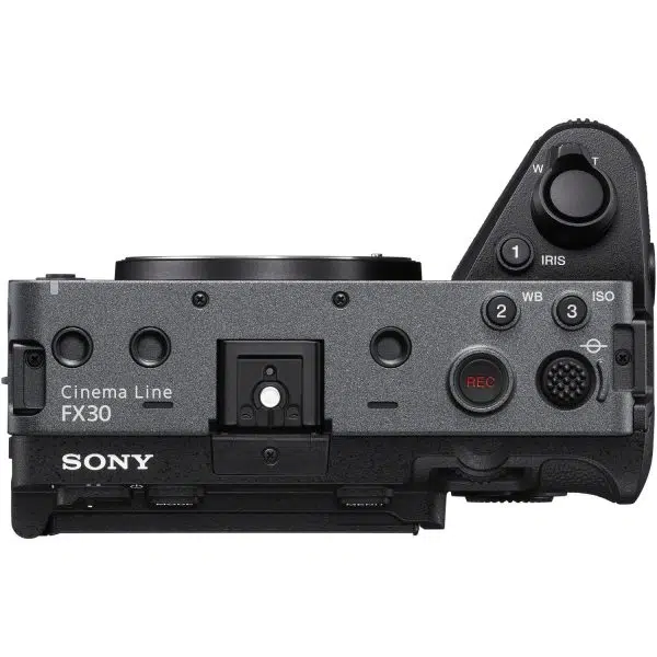 Máy quay Sony FX30 với XLR Handle