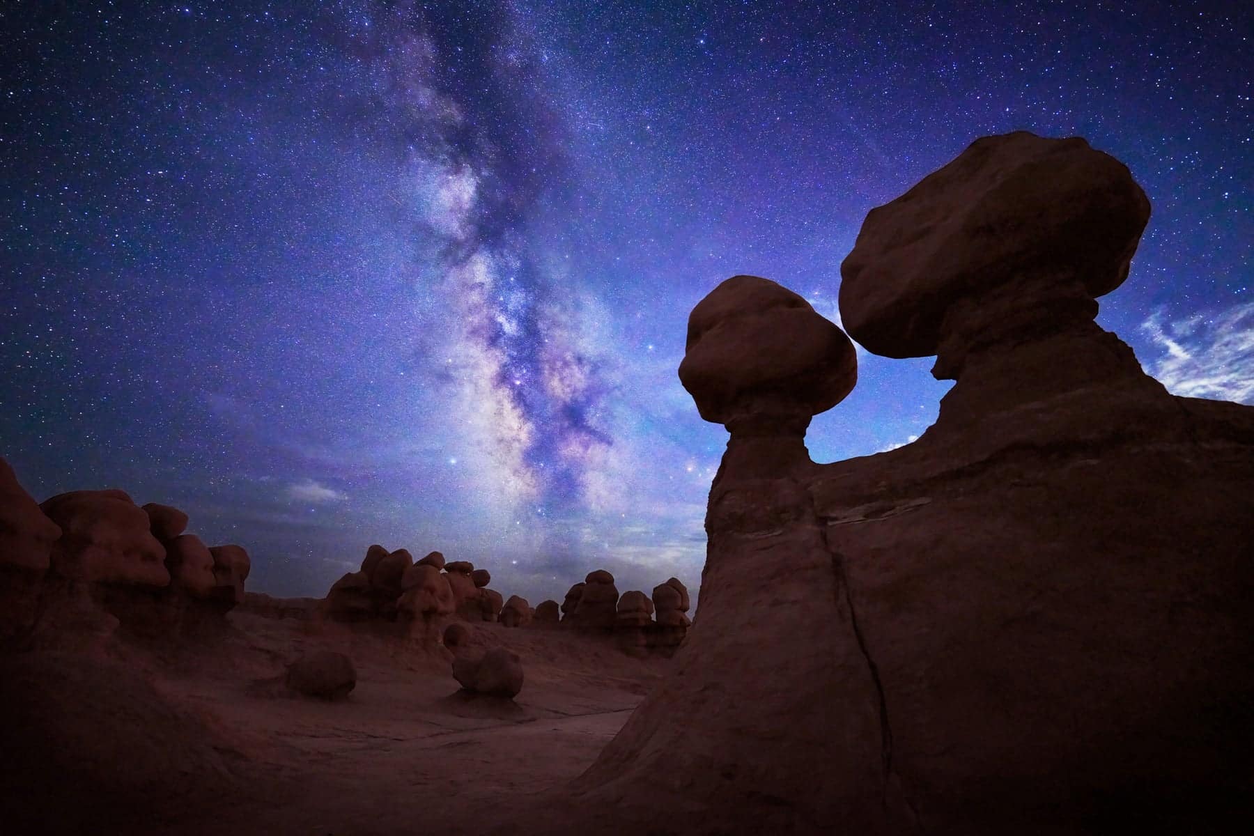 Loạt ảnh đẹp chụp Desert Southwest trong khung giờ xanh với máy ảnh Sony a7R V