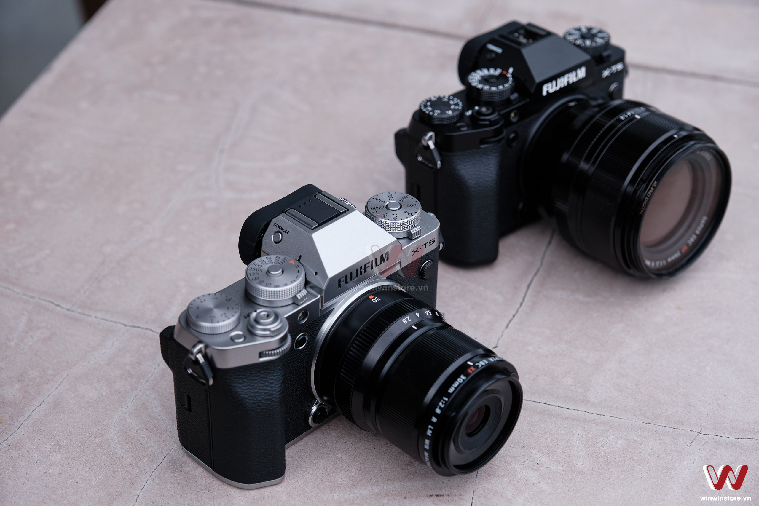 Trên tay máy ảnh Fujifilm X-T5: Gọn hơn, xịn hơn và đáng giá hơn rất nhiều