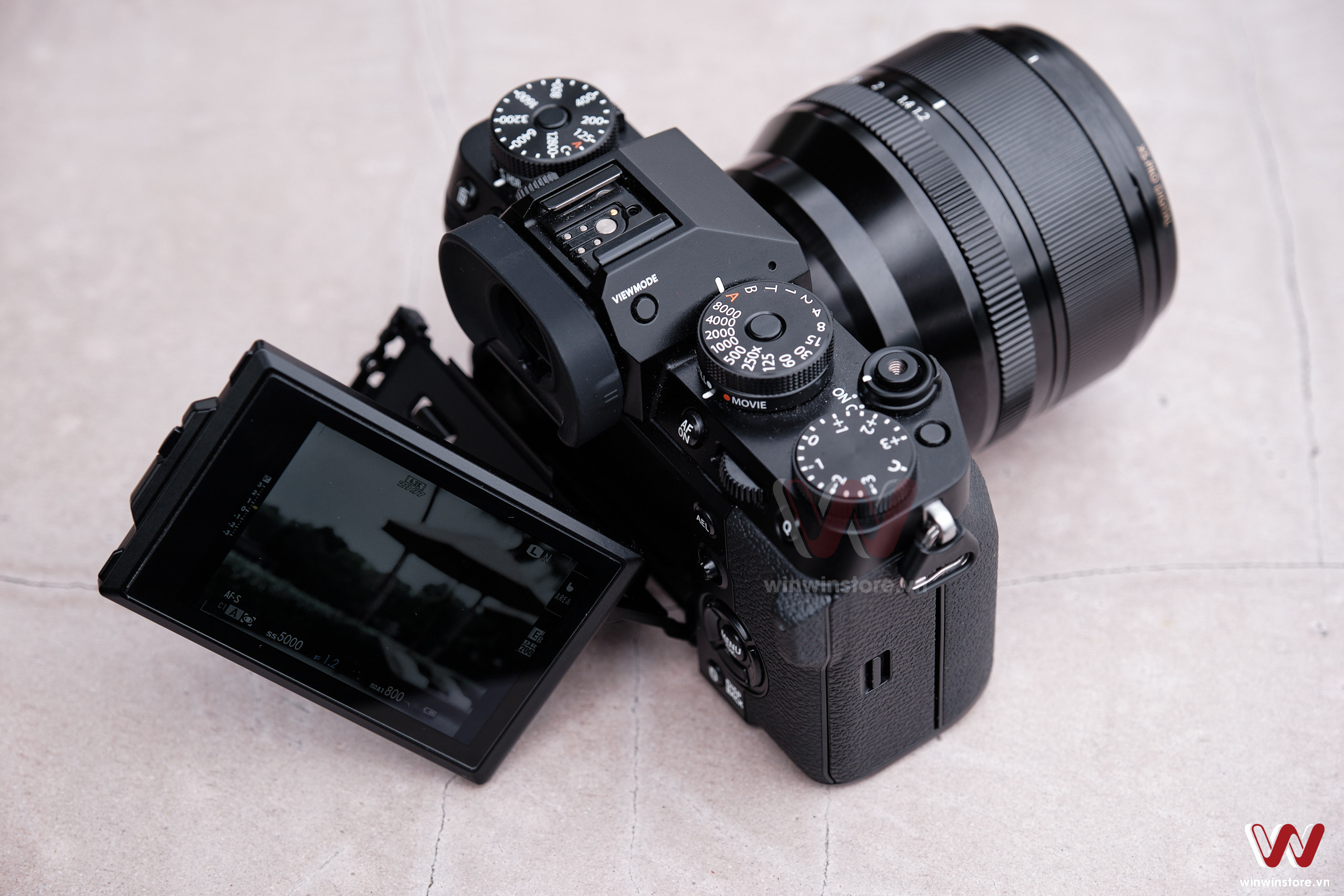 Trên tay máy ảnh Fujifilm X-T5: Gọn hơn, xịn hơn và đáng giá hơn rất nhiều
