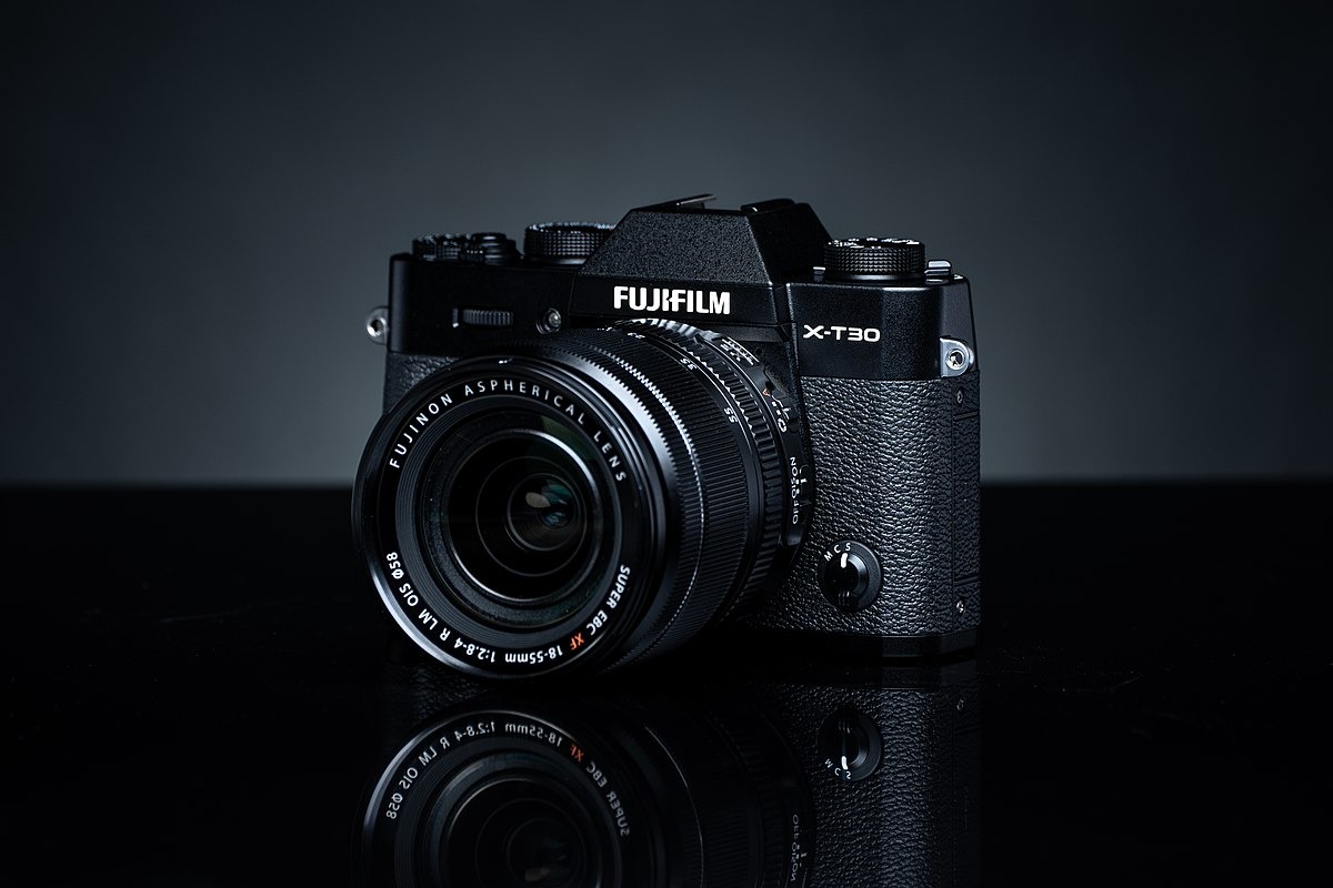 Khuyến mãi tháng 11 cùng Fujifilm: Giảm giá máy ảnh X-T30 II và X-S10, giảm luôn loạt ống kính hấp dẫn
