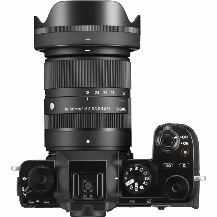 Ống kính Sigma 18-50mm F2.8 DC DN cho Fujifilm X