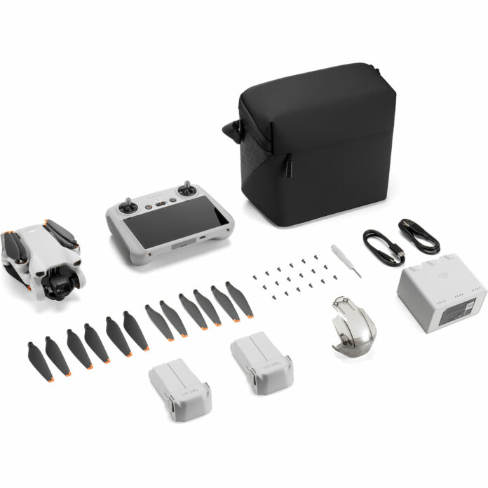 DJI Mini 3 Combo Plus (RC)