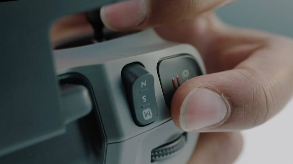 DJI FPV Remote Controller 2 04